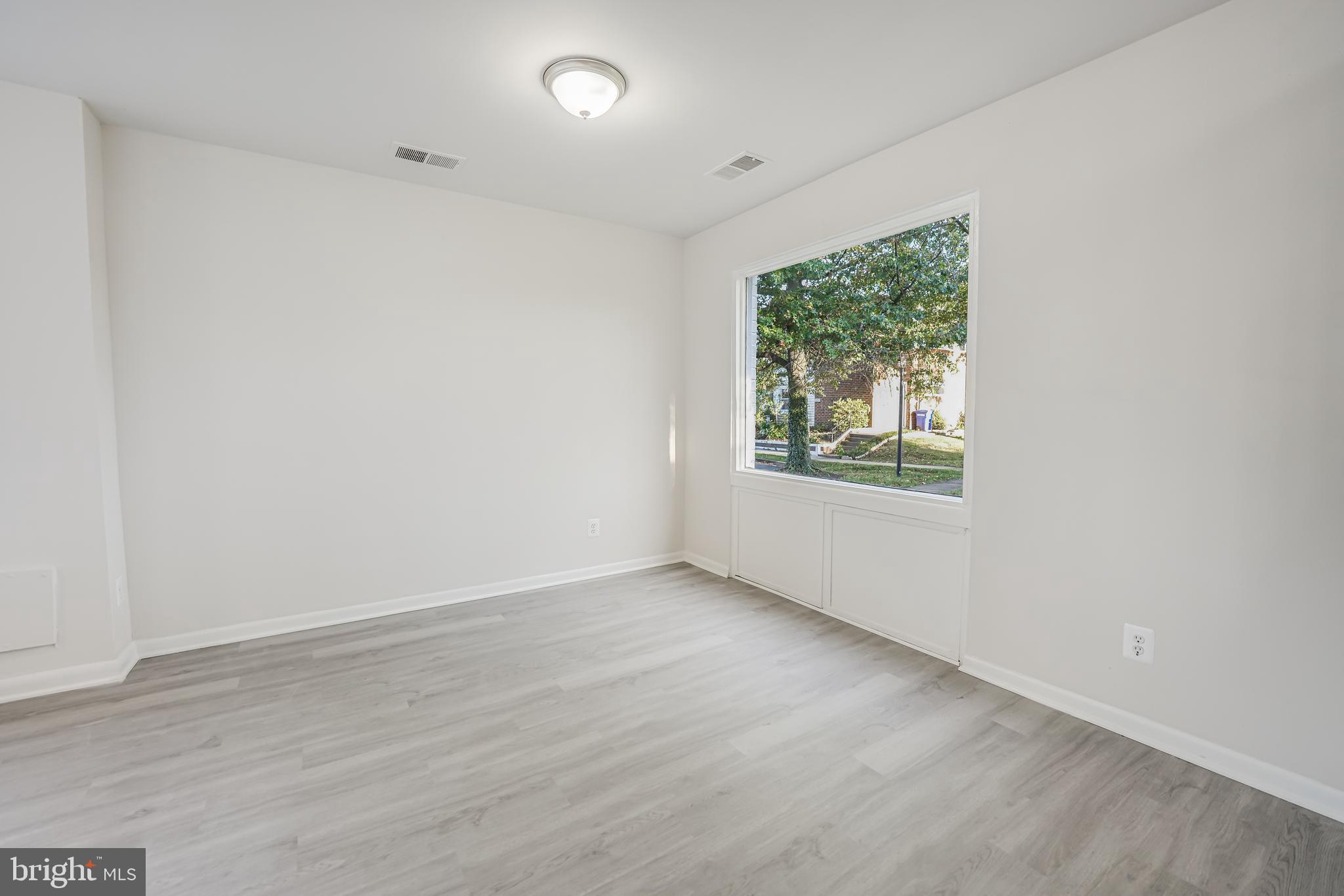 1209 Wilshire DRIVE