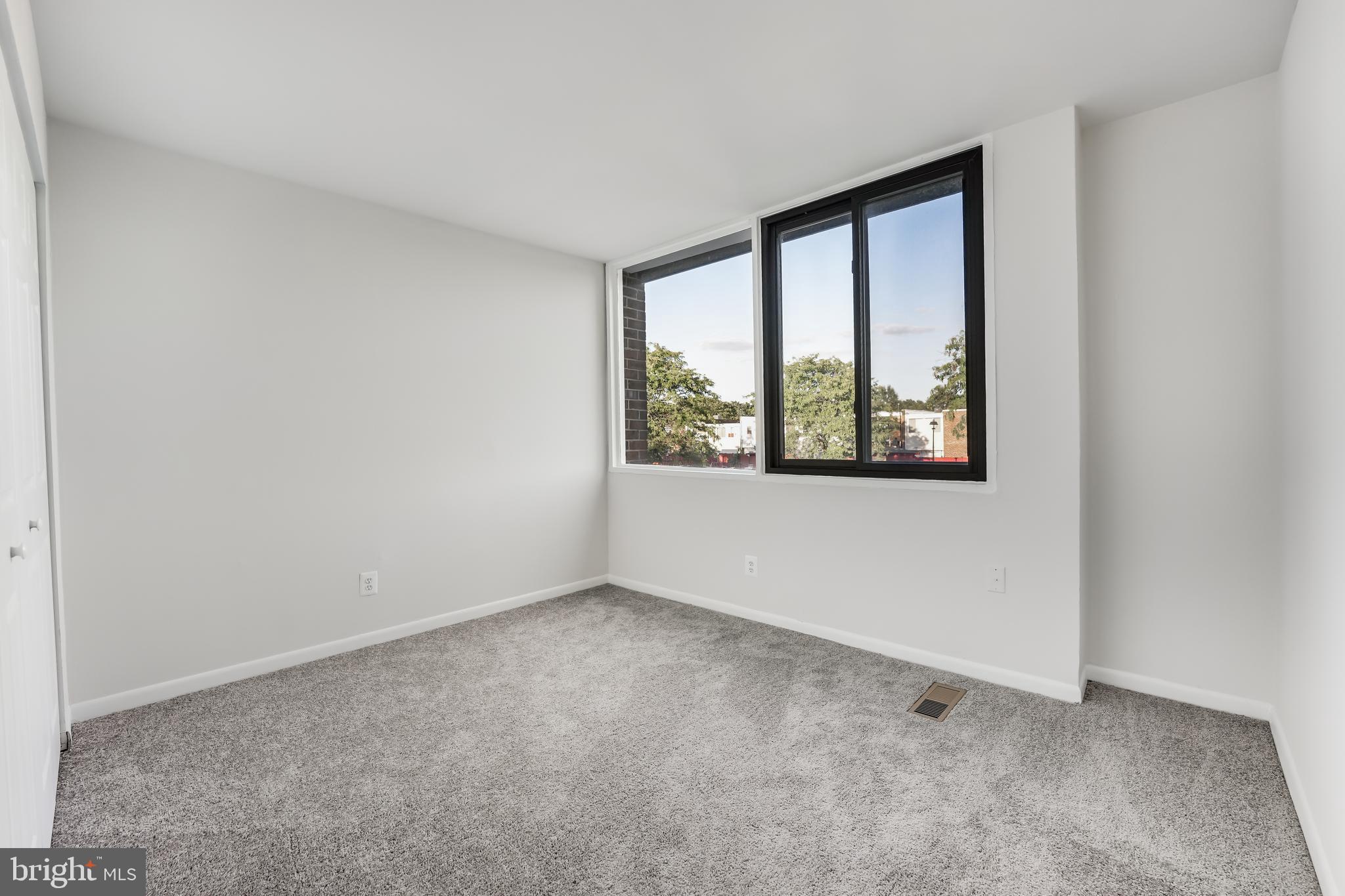 1209 Wilshire DRIVE