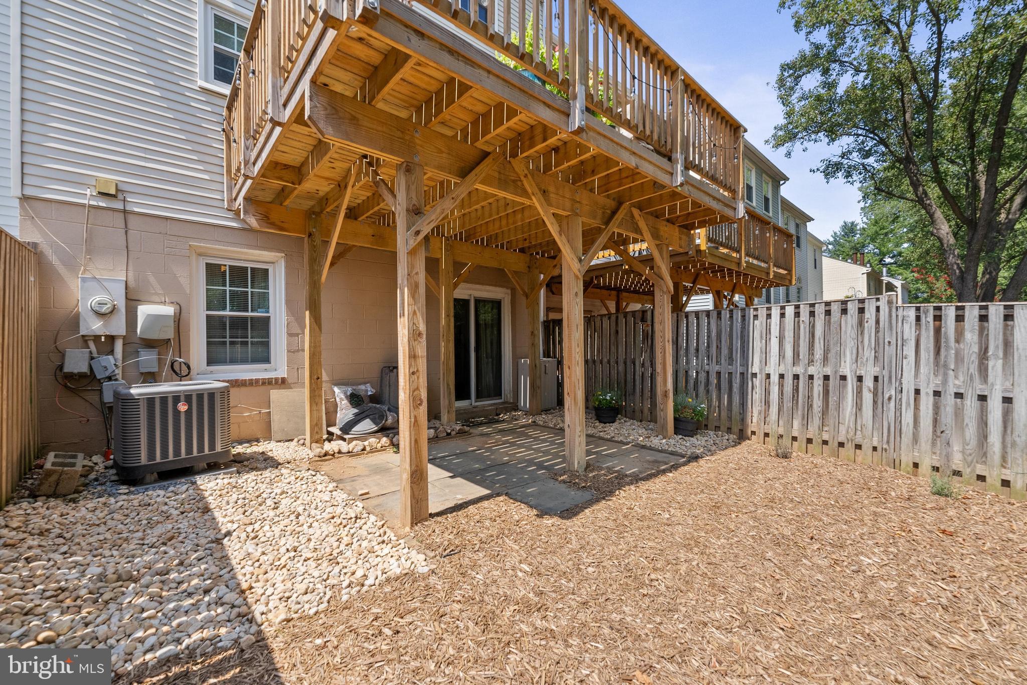 7519 Amesbury COURT