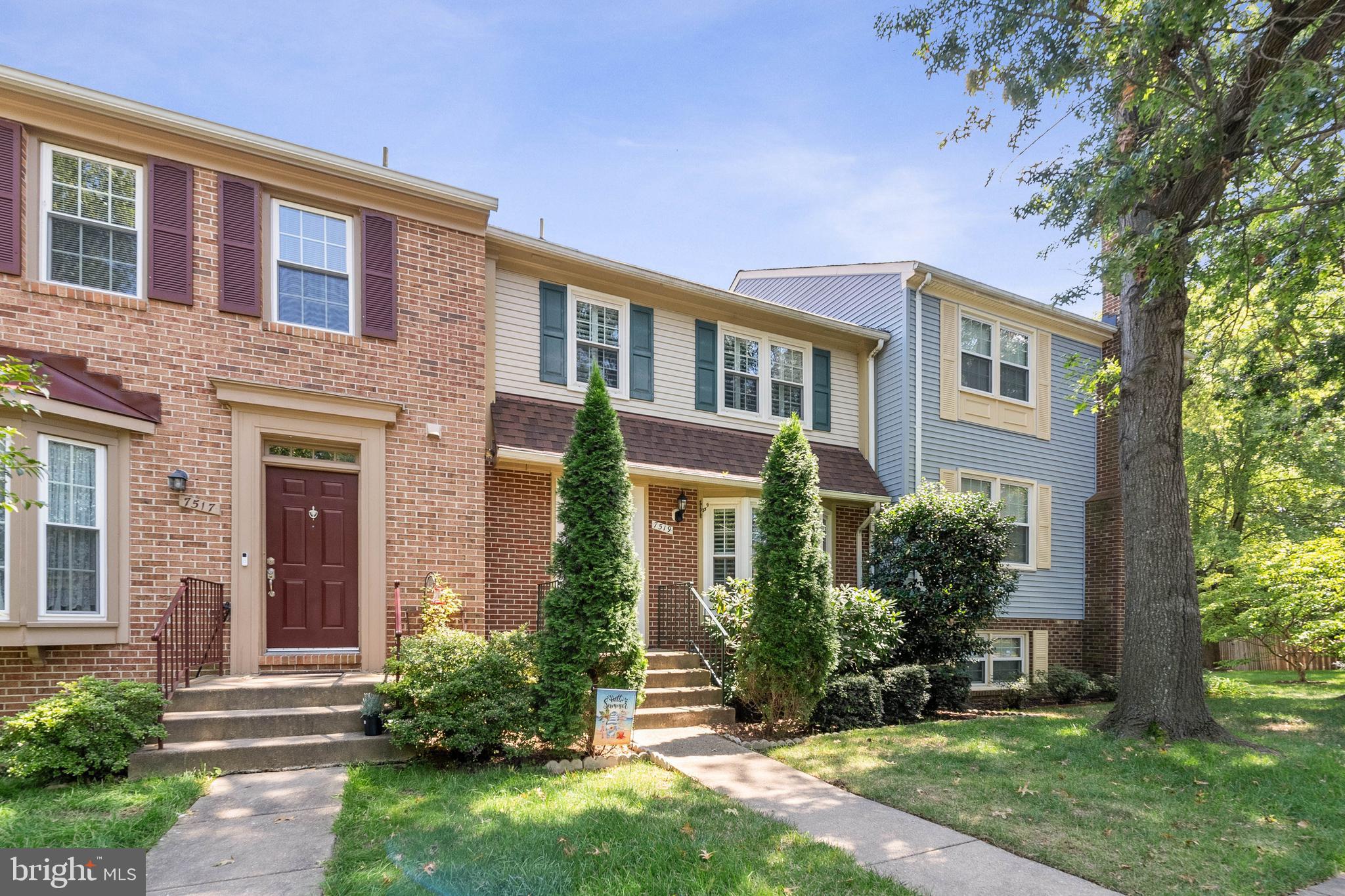 7519 Amesbury COURT