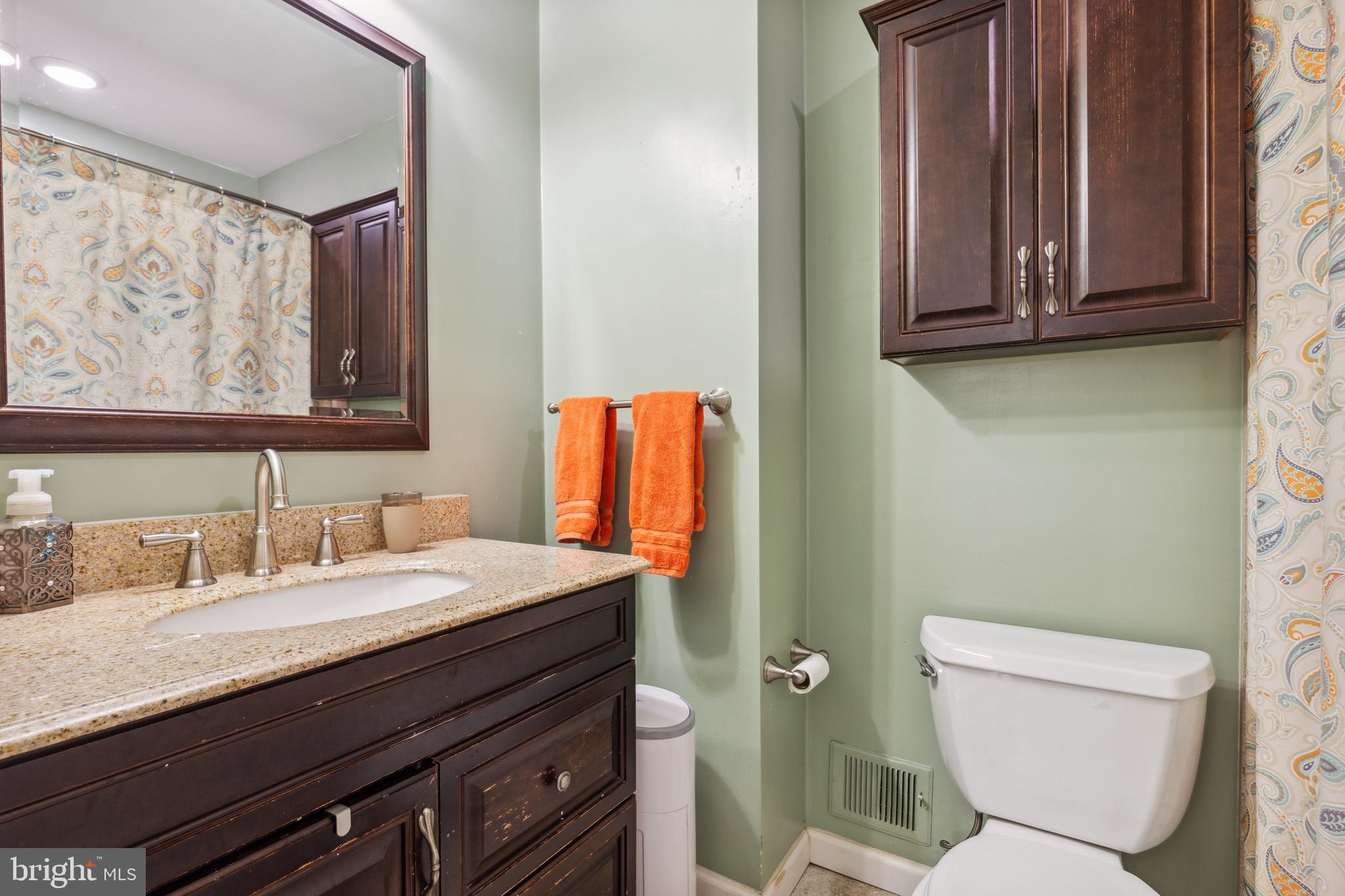 7519 Amesbury COURT