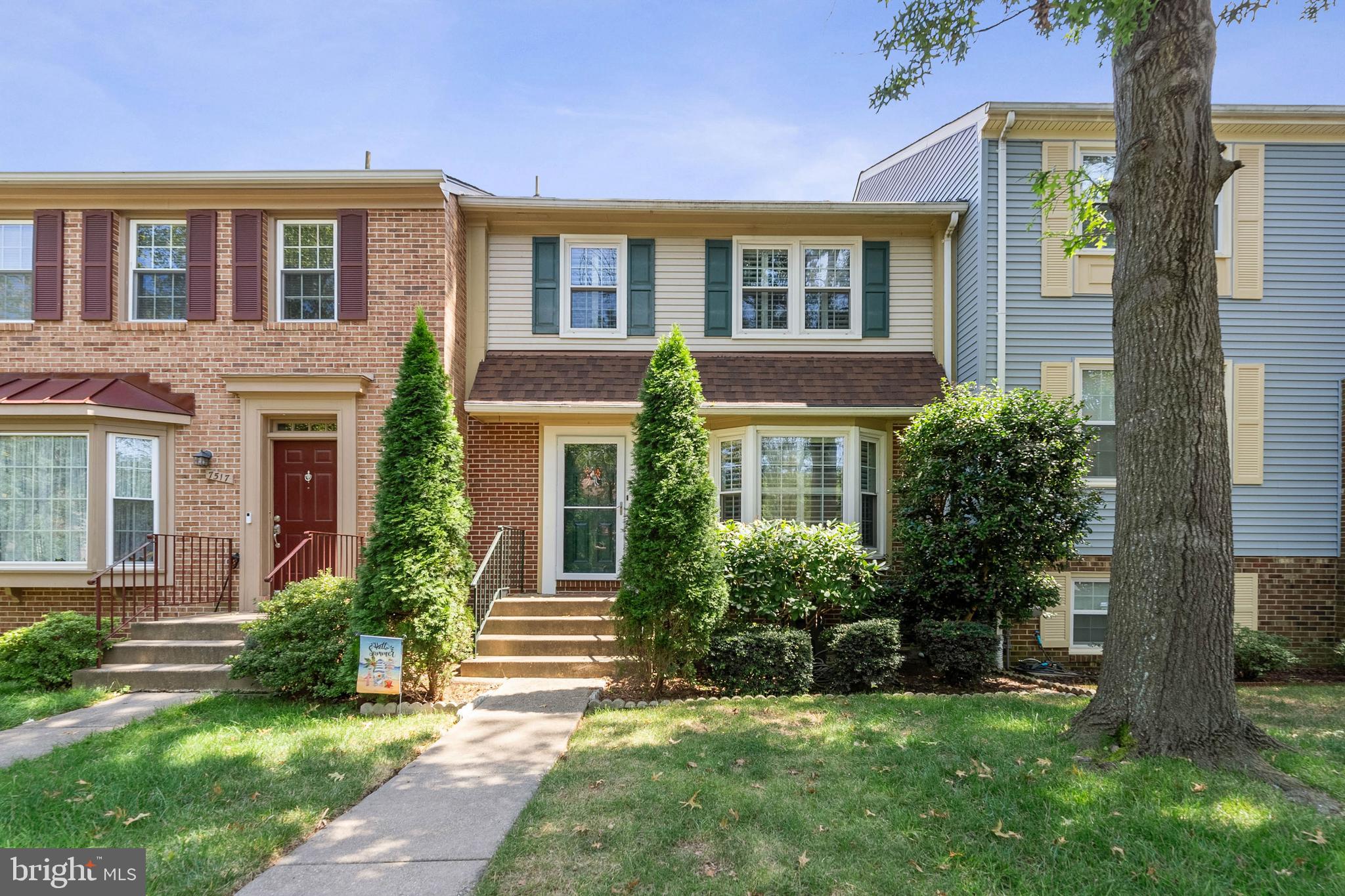 7519 Amesbury COURT