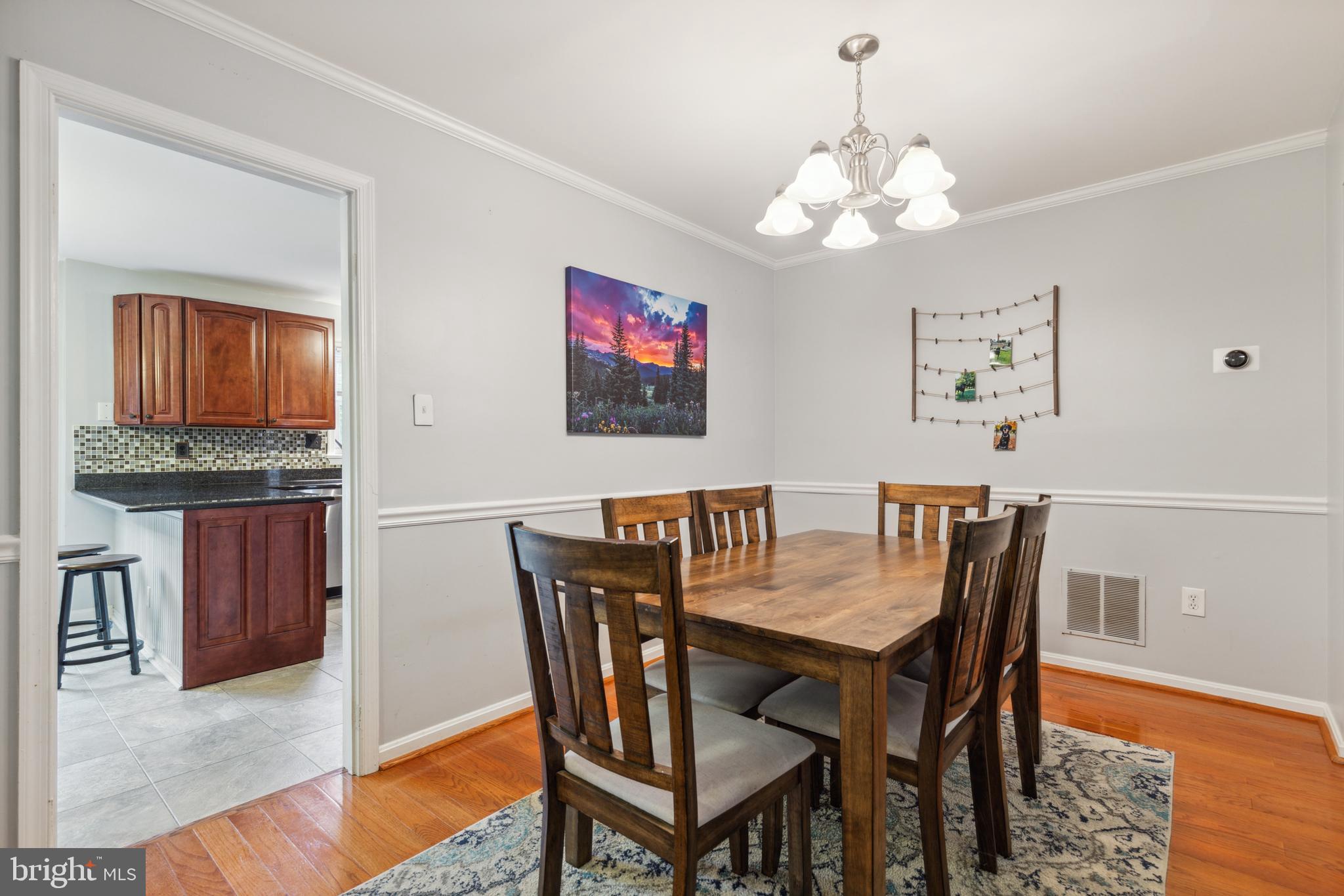 7519 Amesbury COURT