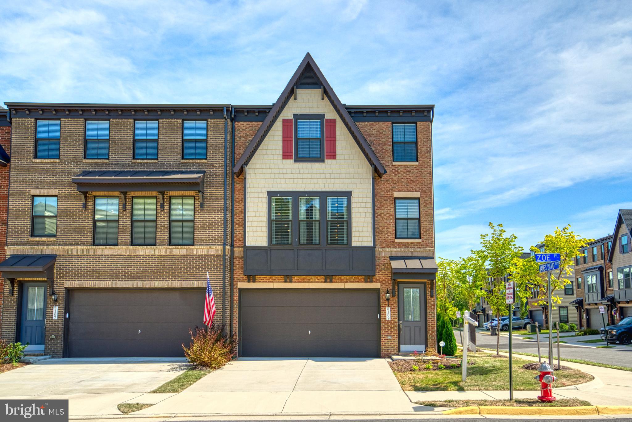 8109 Zoe PLACE