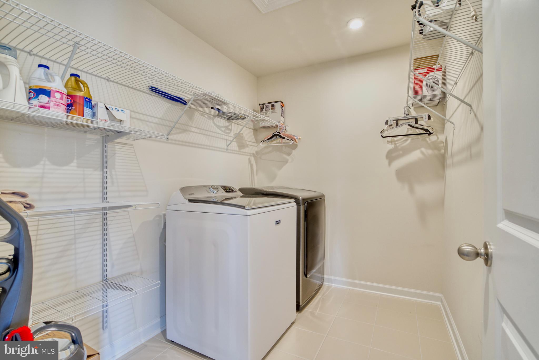 8109 Zoe PLACE
