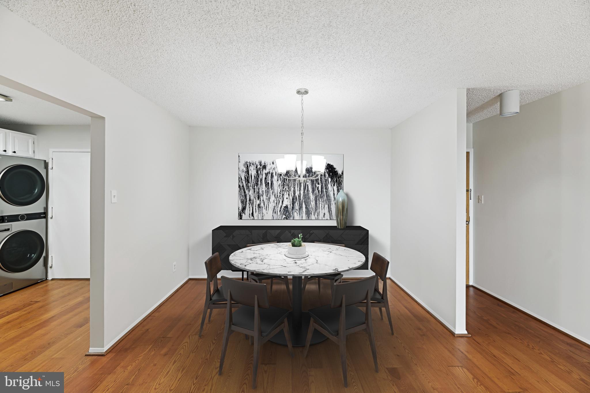 1800 Old Meadow ROAD Unit: 711