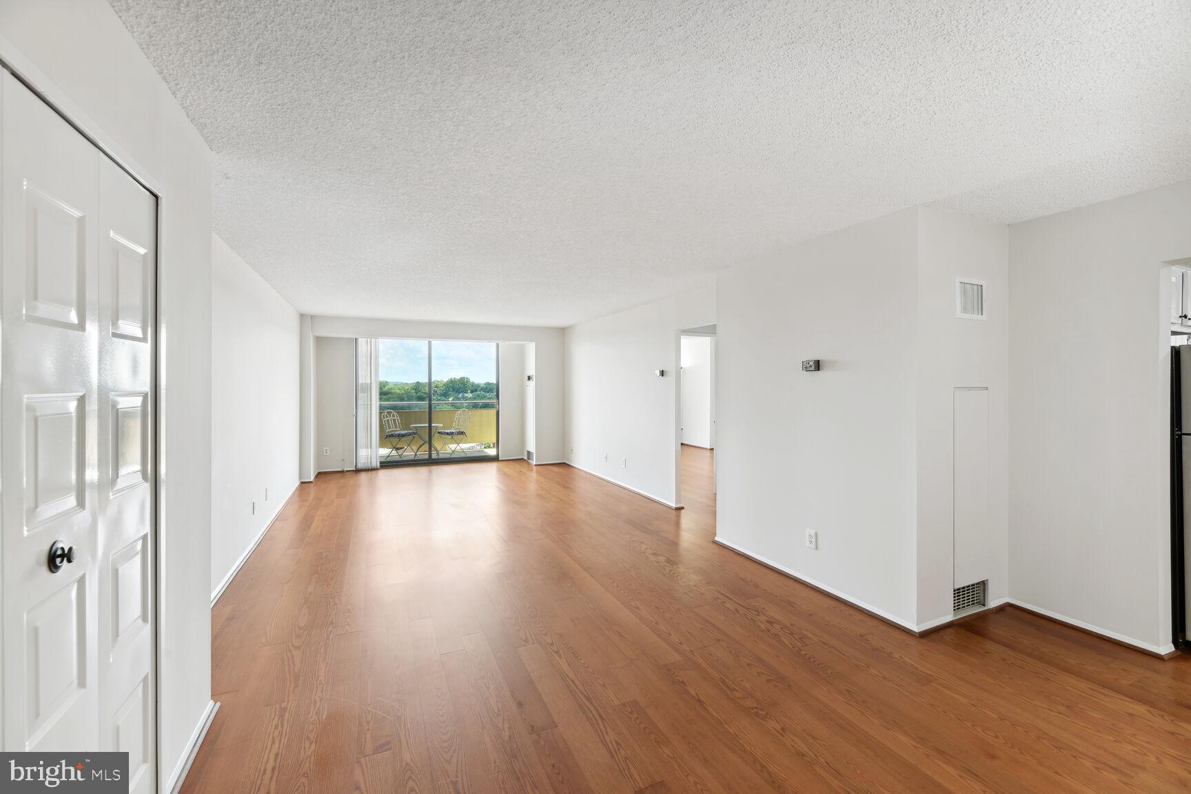 1800 Old Meadow ROAD Unit: 711