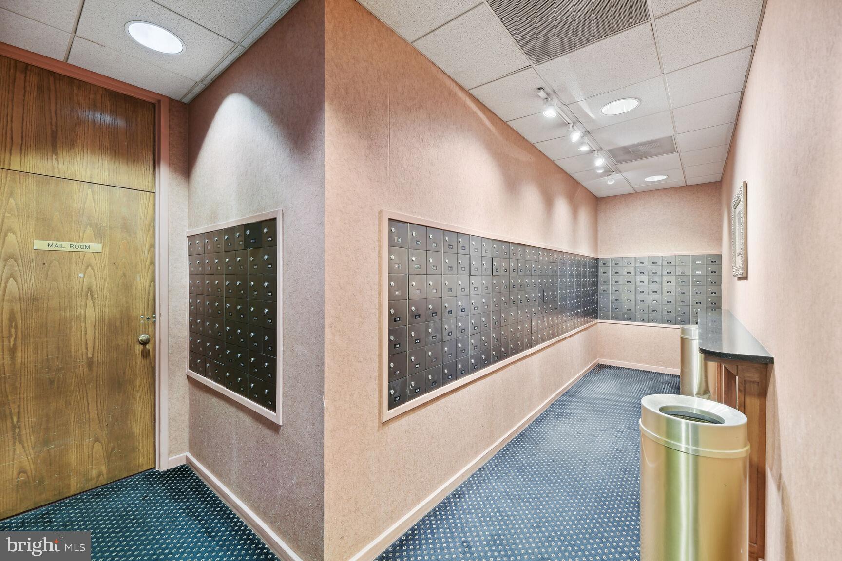 1800 Old Meadow ROAD Unit: 711