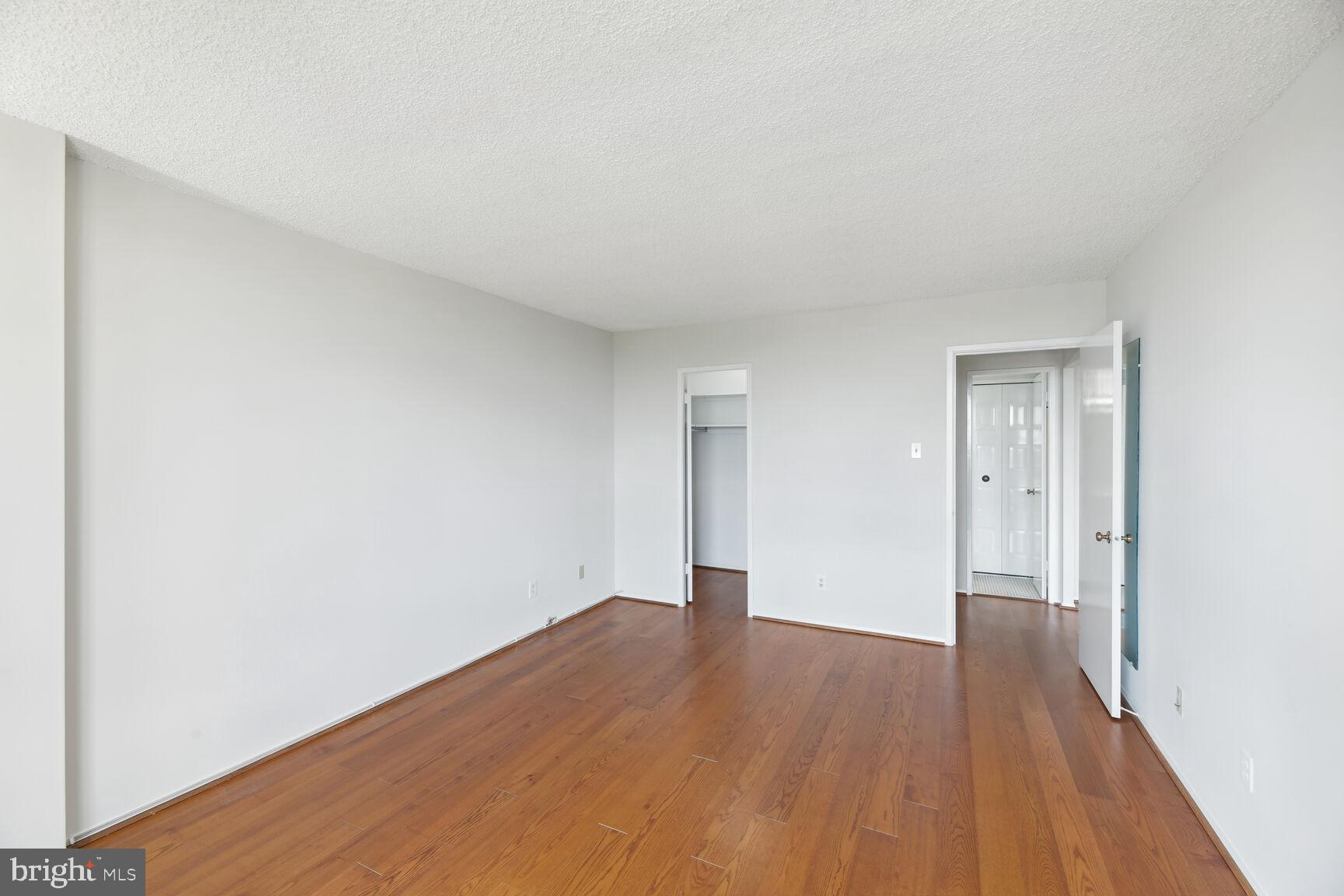 1800 Old Meadow ROAD Unit: 711