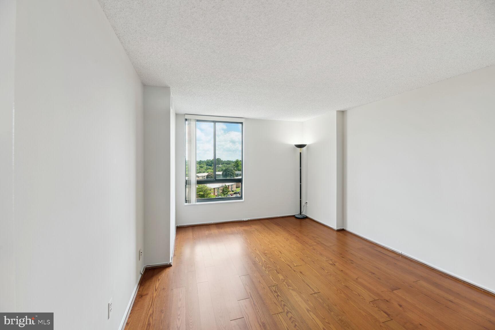 1800 Old Meadow ROAD Unit: 711
