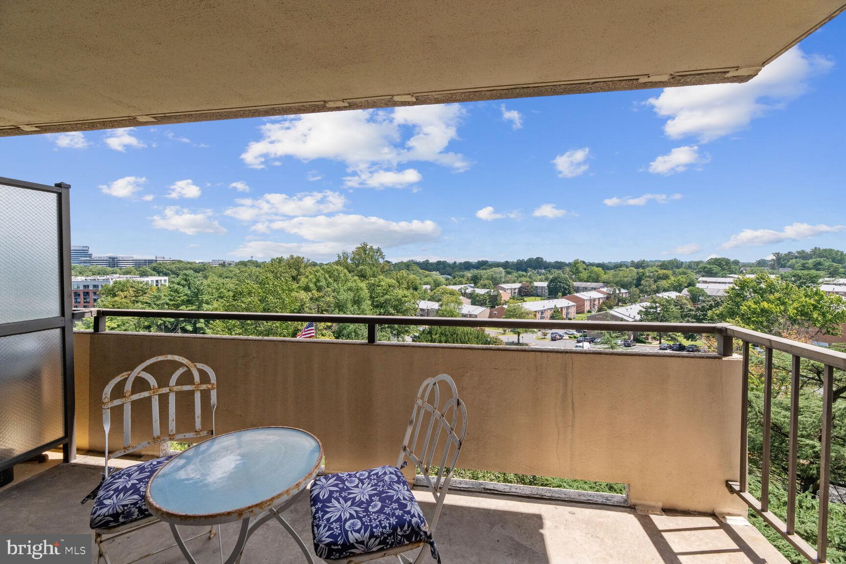 1800 Old Meadow ROAD Unit: 711