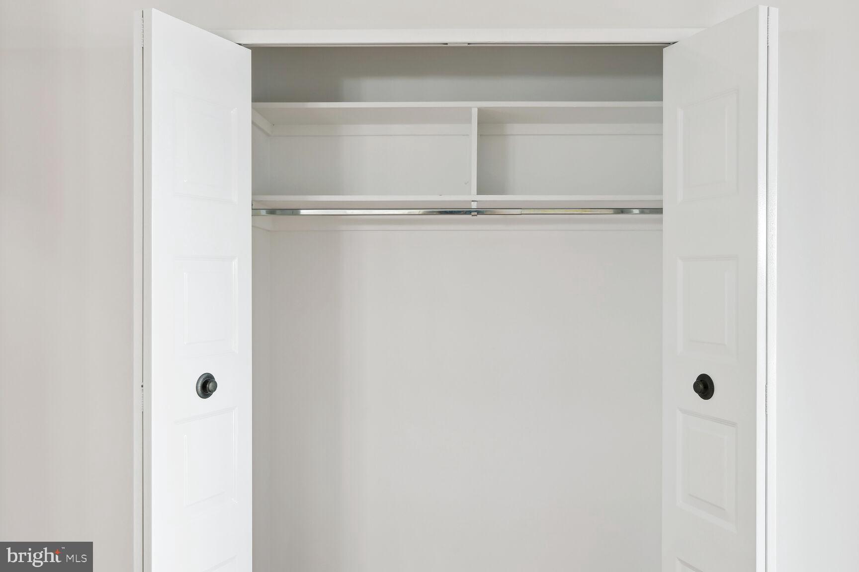 1800 Old Meadow ROAD Unit: 711