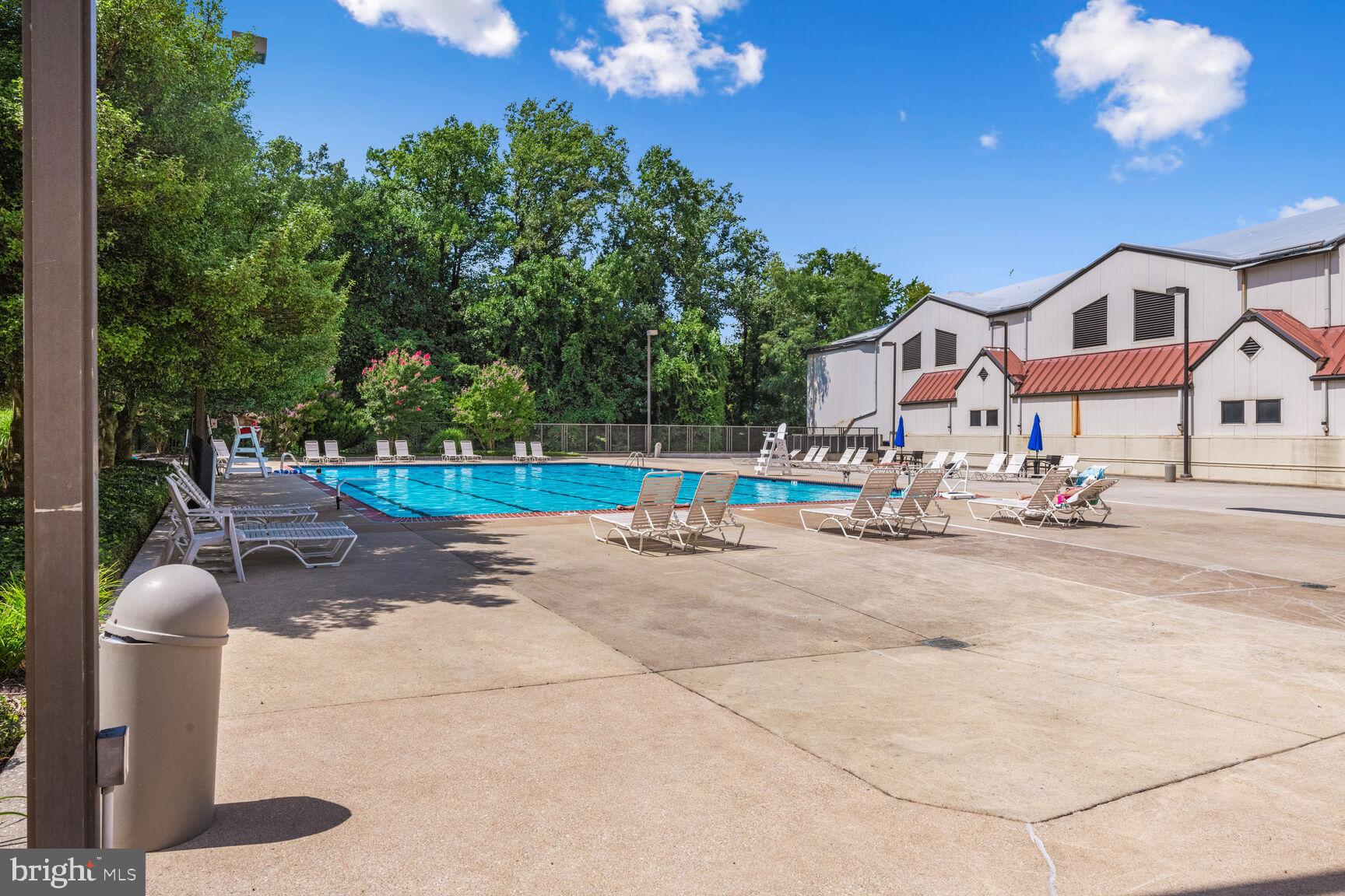 1800 Old Meadow ROAD Unit: 711