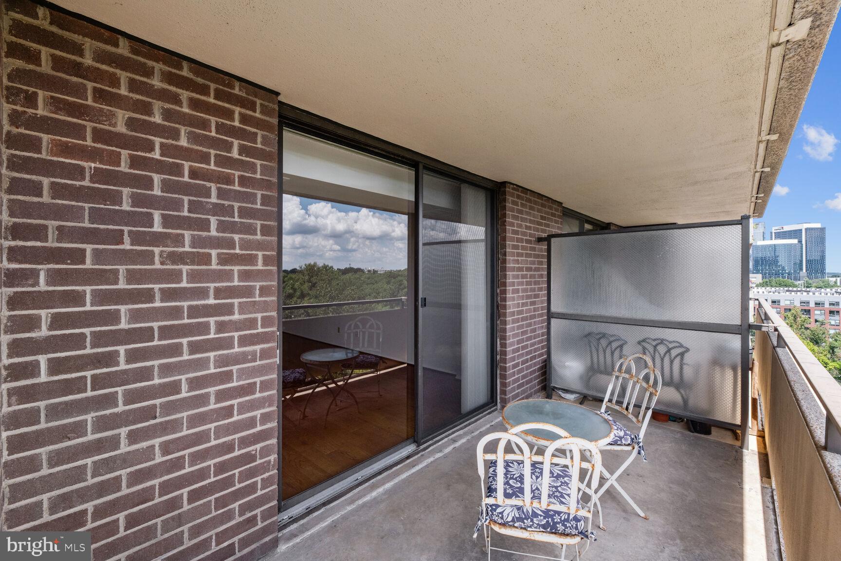 1800 Old Meadow ROAD Unit: 711