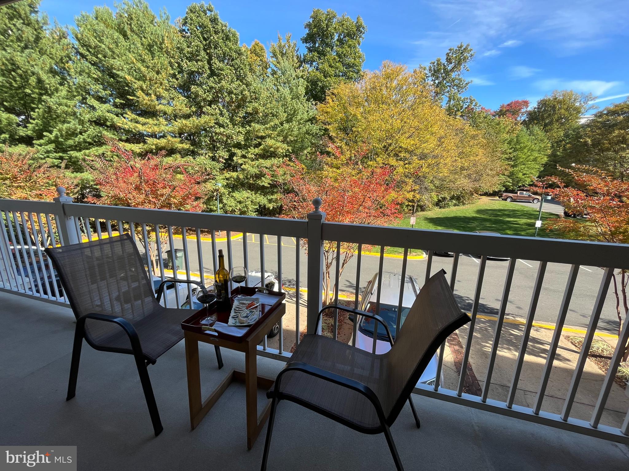 1875 Crescent Park DRIVE Unit: 1875