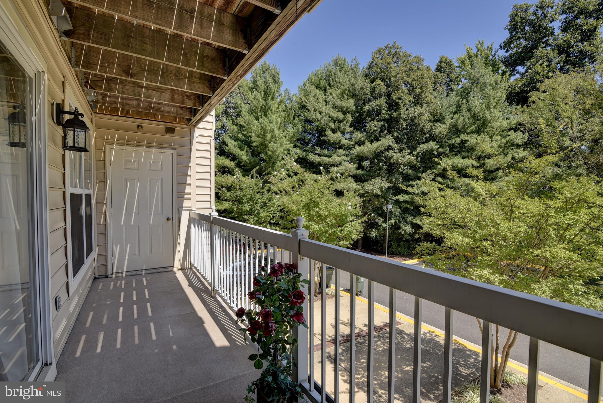 1875 Crescent Park DRIVE Unit: 1875
