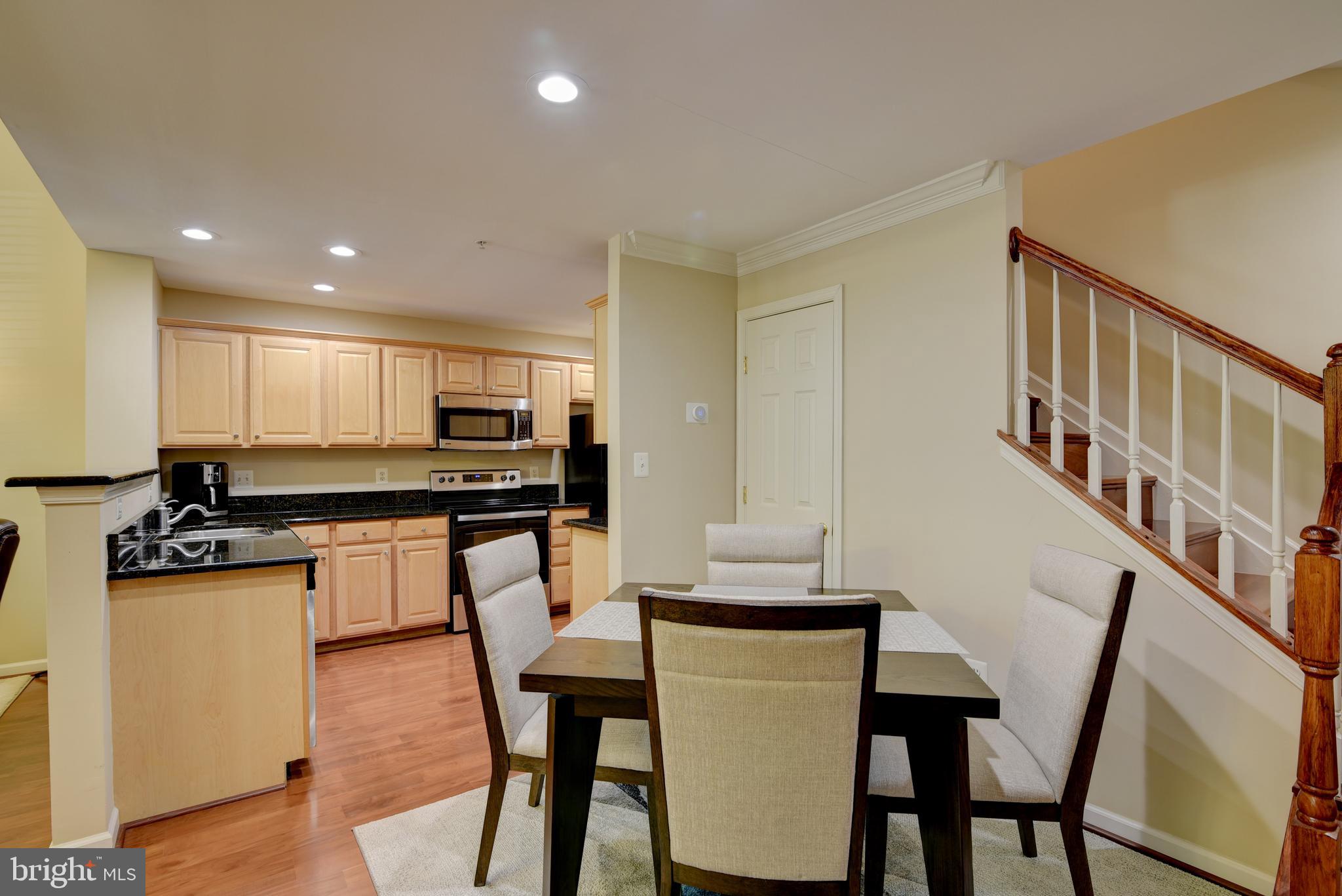 1875 Crescent Park DRIVE Unit: 1875