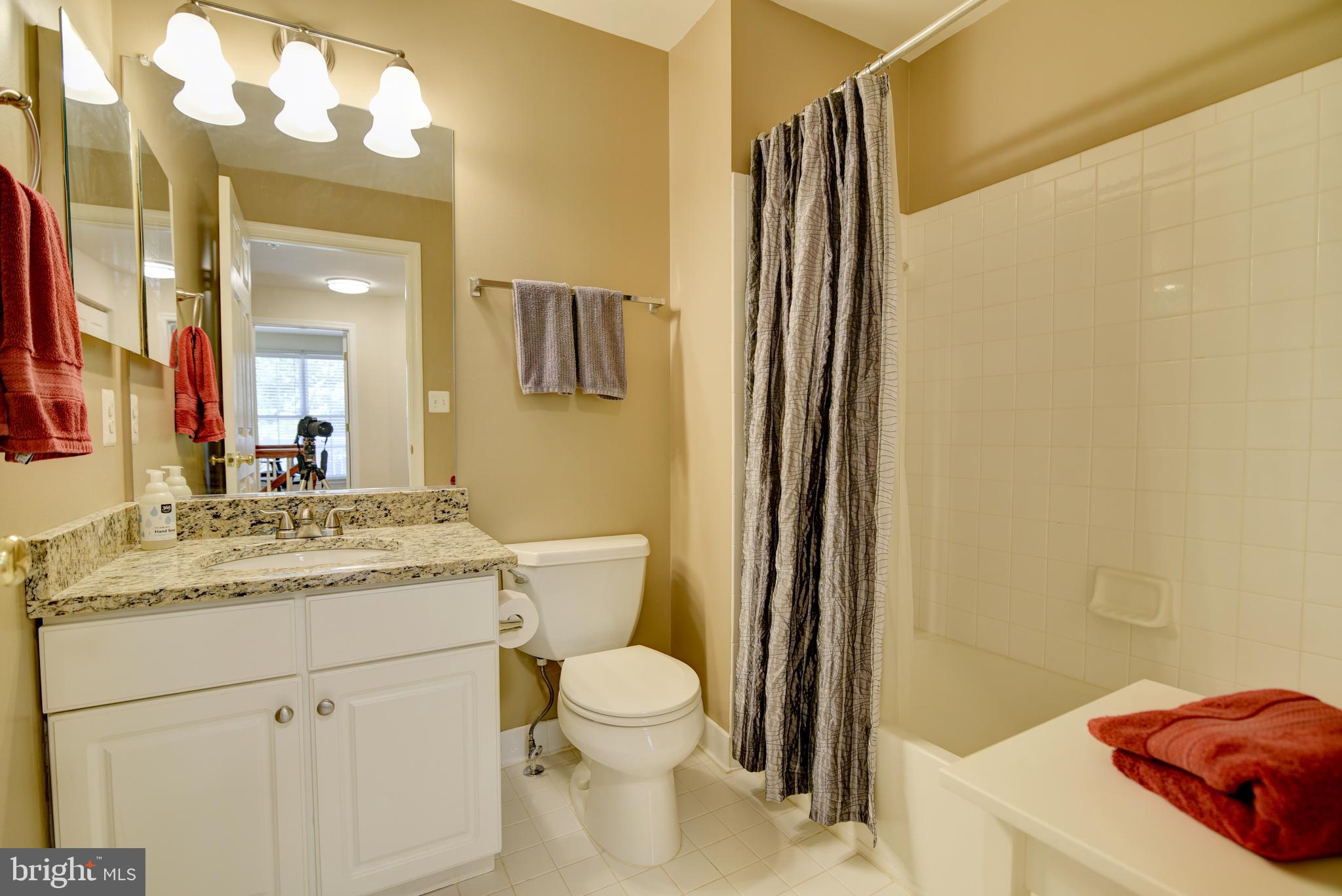 1875 Crescent Park DRIVE Unit: 1875