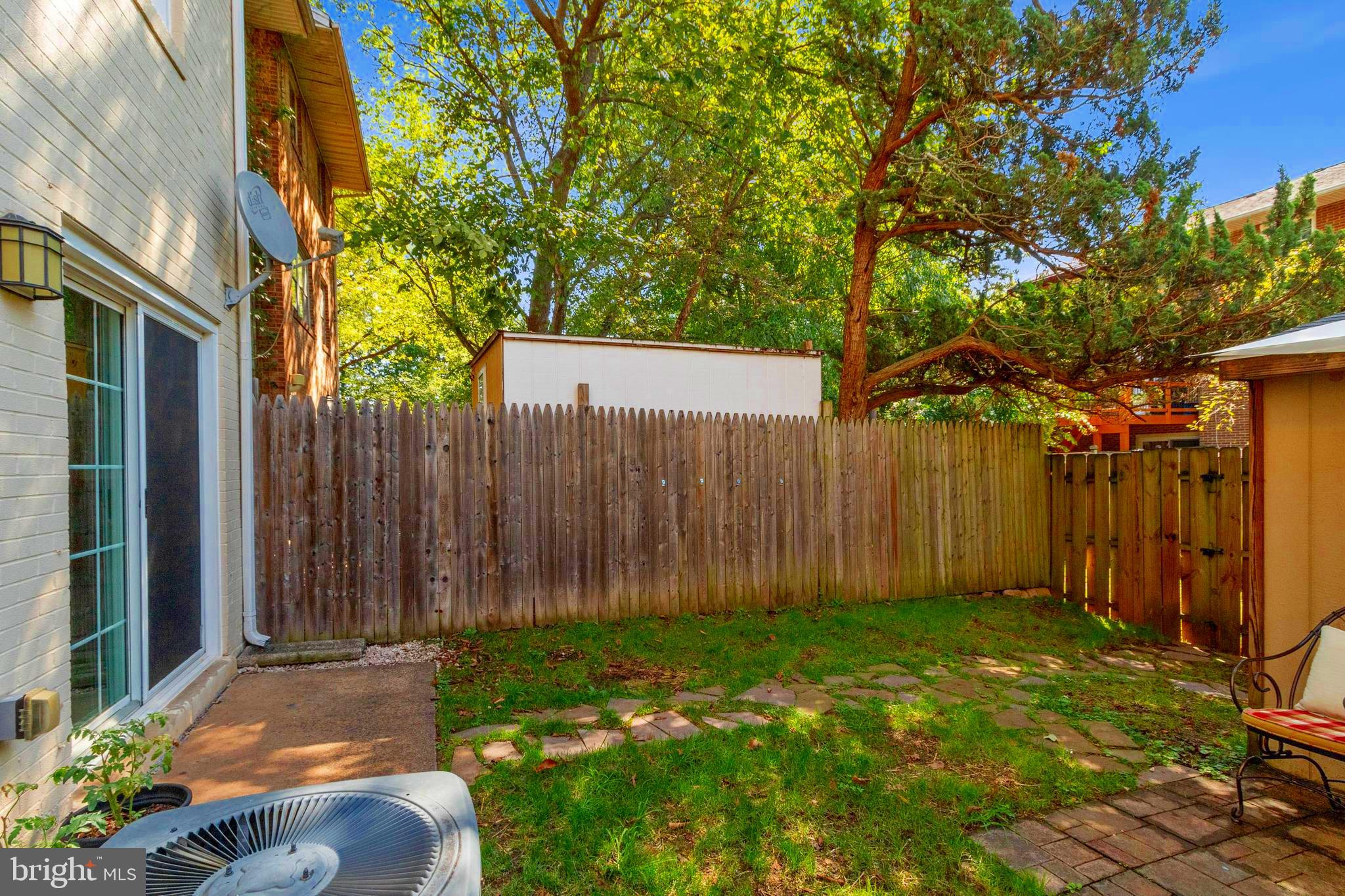 14715 Bentley SQUARE