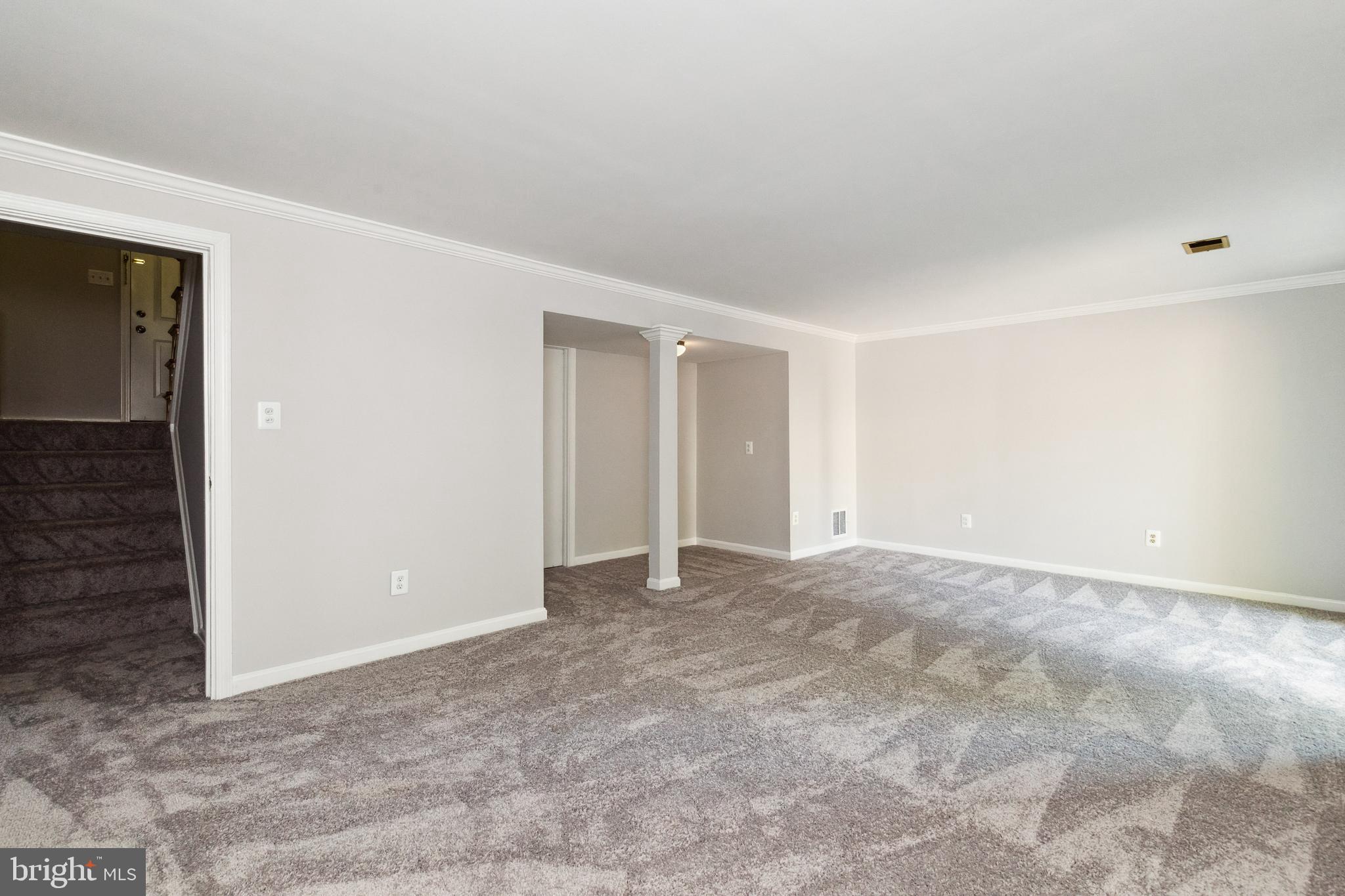 5112 Arrit COURT
