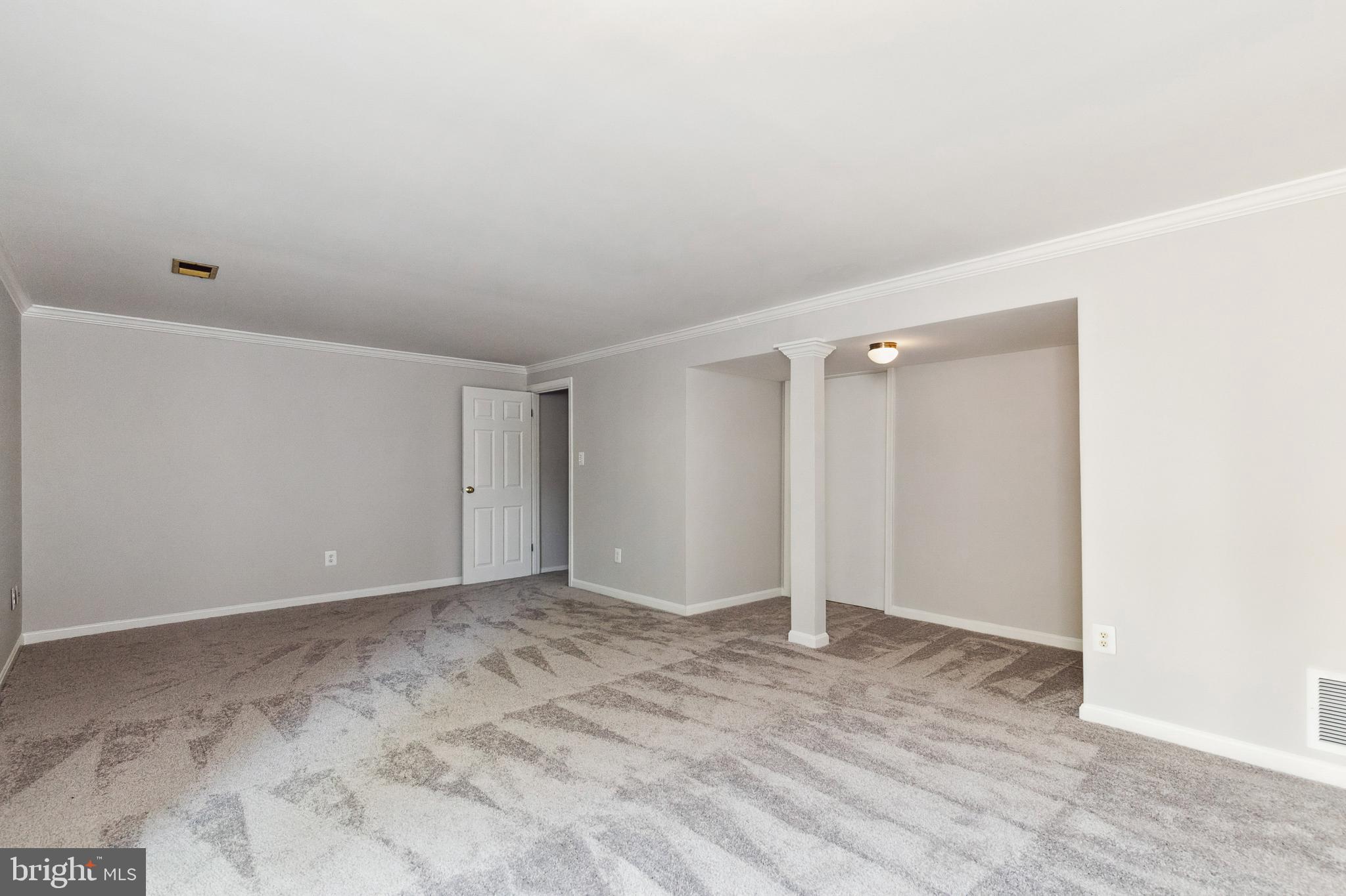 5112 Arrit COURT