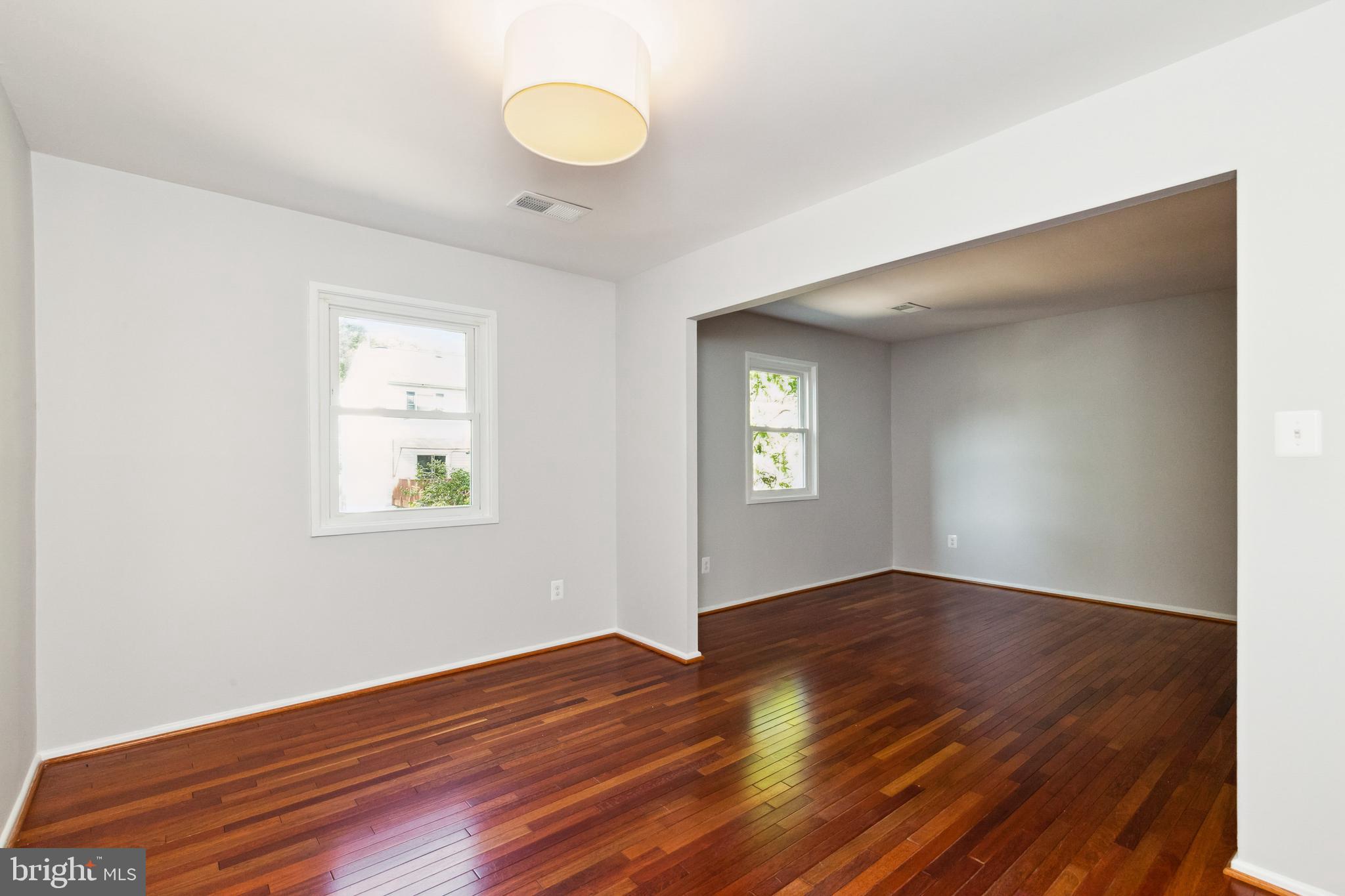 5112 Arrit COURT