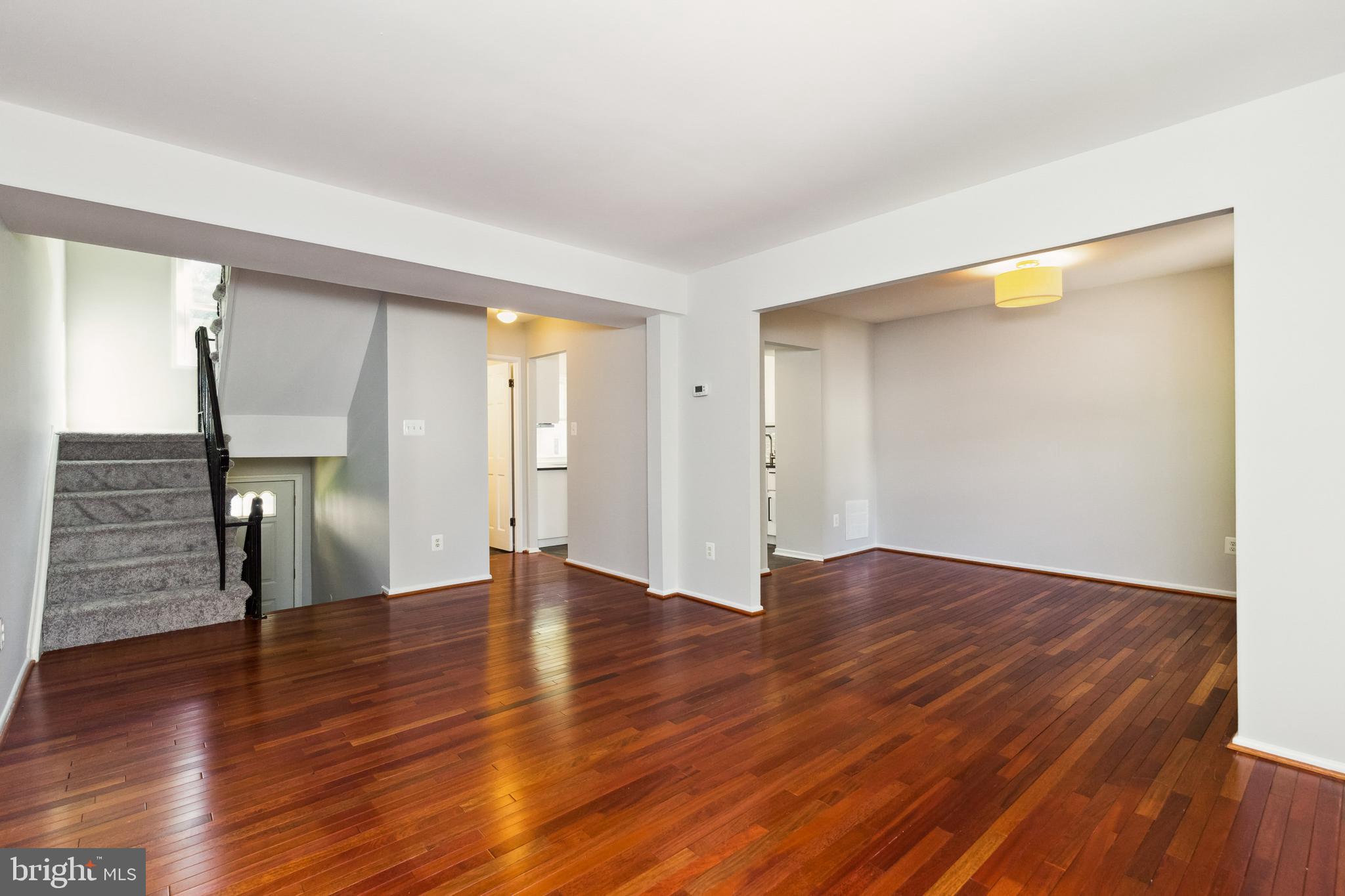 5112 Arrit COURT