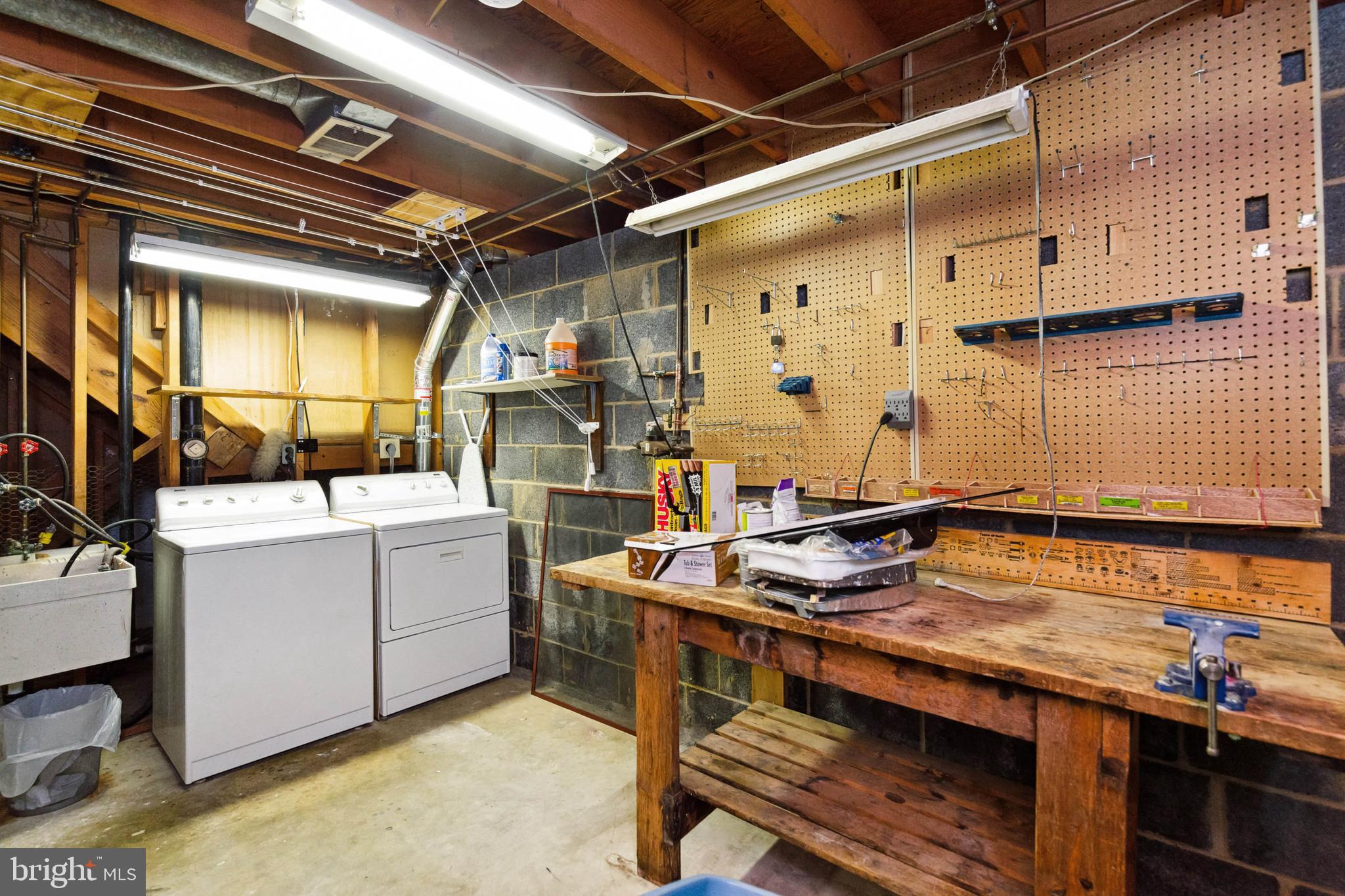 5112 Arrit COURT