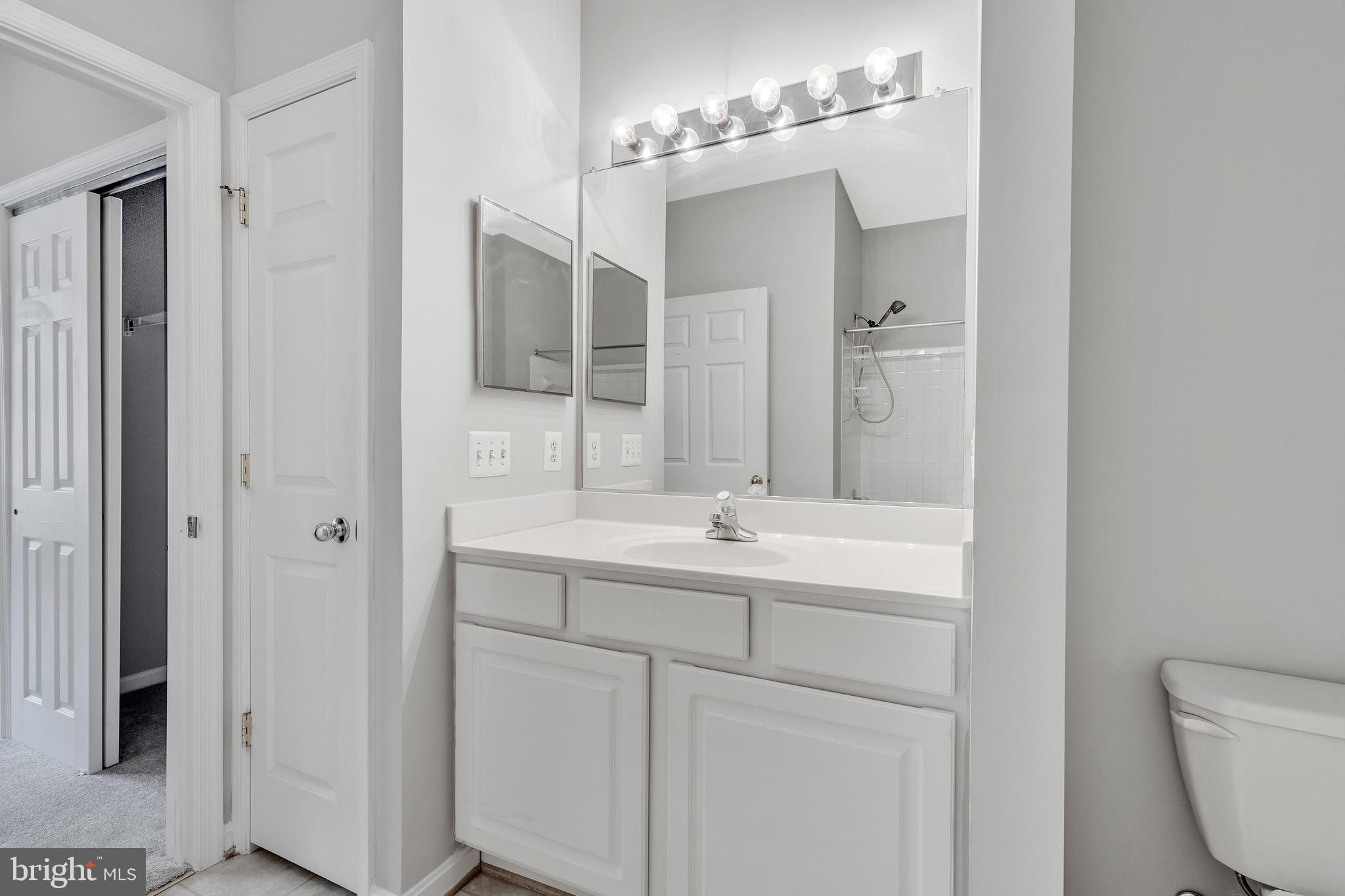 2911 Deer Hollow WAY Unit: 217