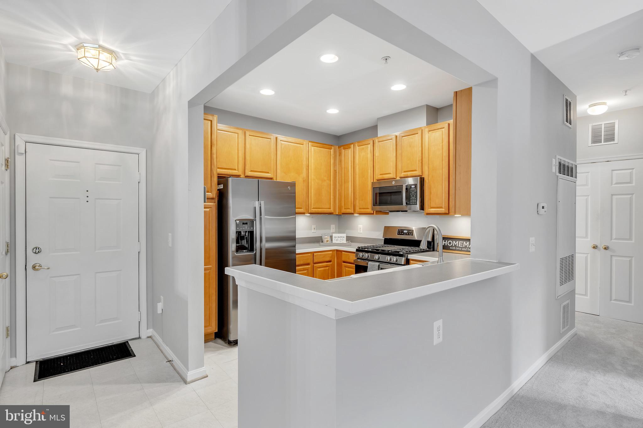 2911 Deer Hollow WAY Unit: 217