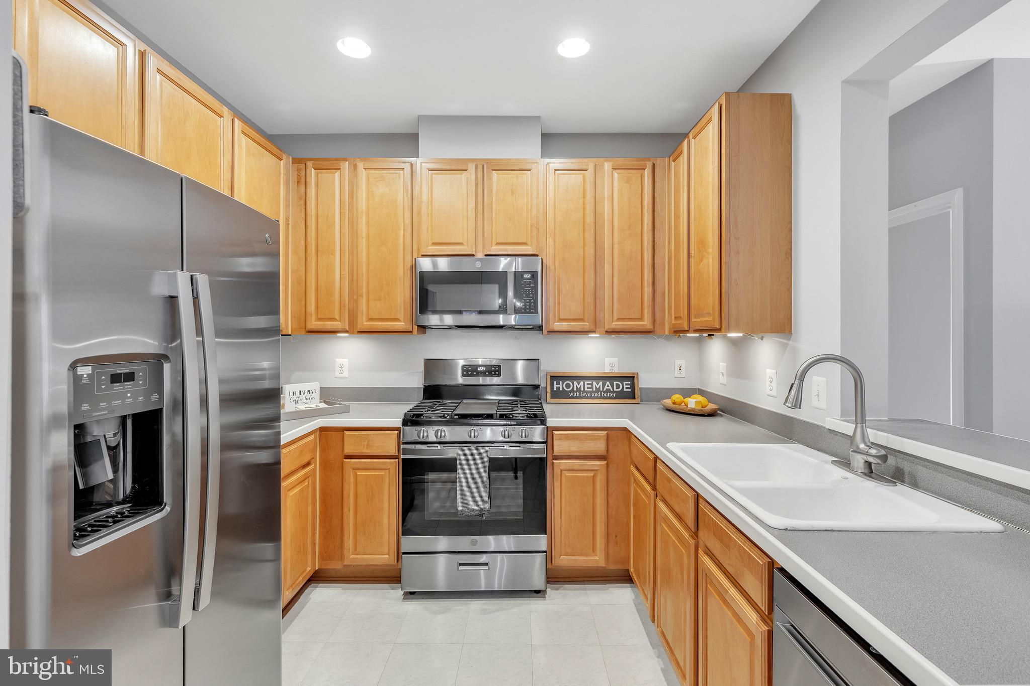 2911 Deer Hollow WAY Unit: 217