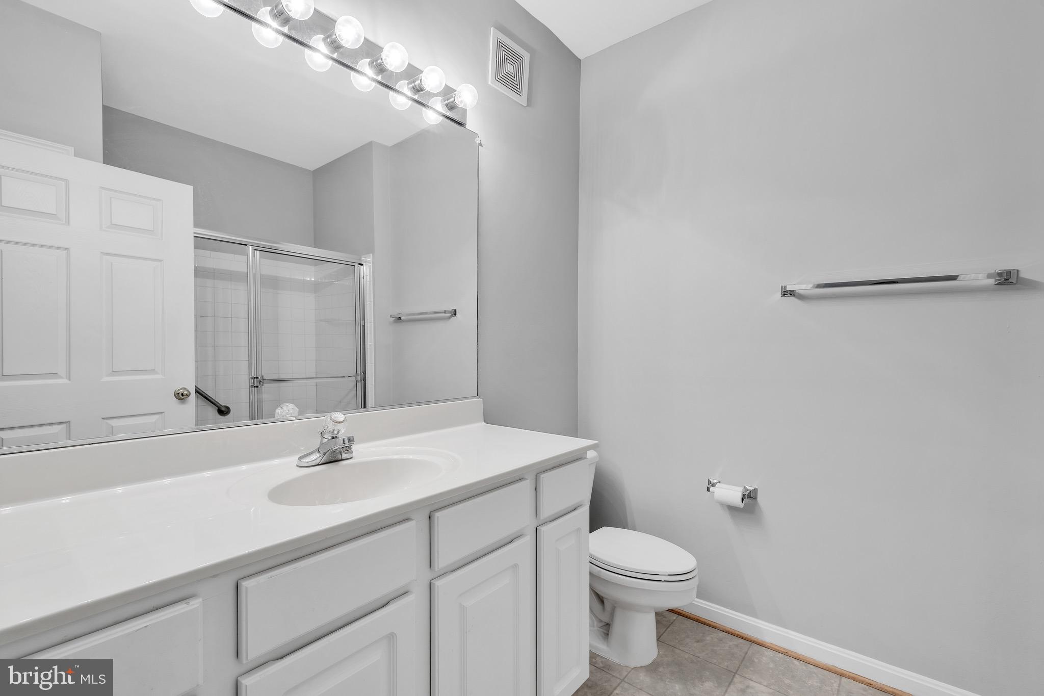 2911 Deer Hollow WAY Unit: 217