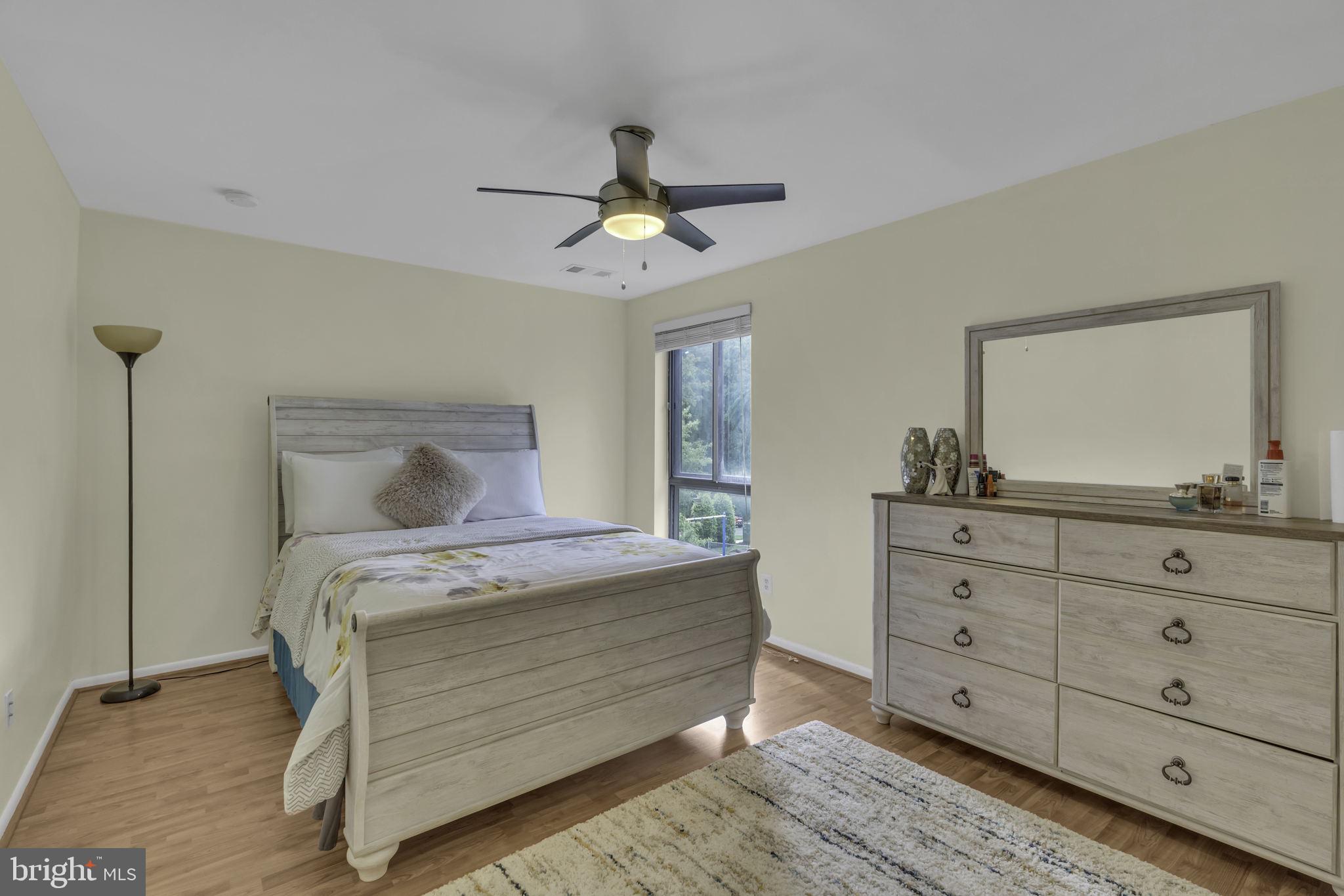 11232 Chestnut Grove SQUARE Unit: 335