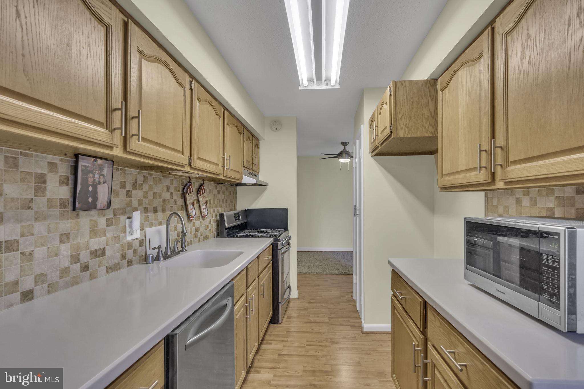 11232 Chestnut Grove SQUARE Unit: 335