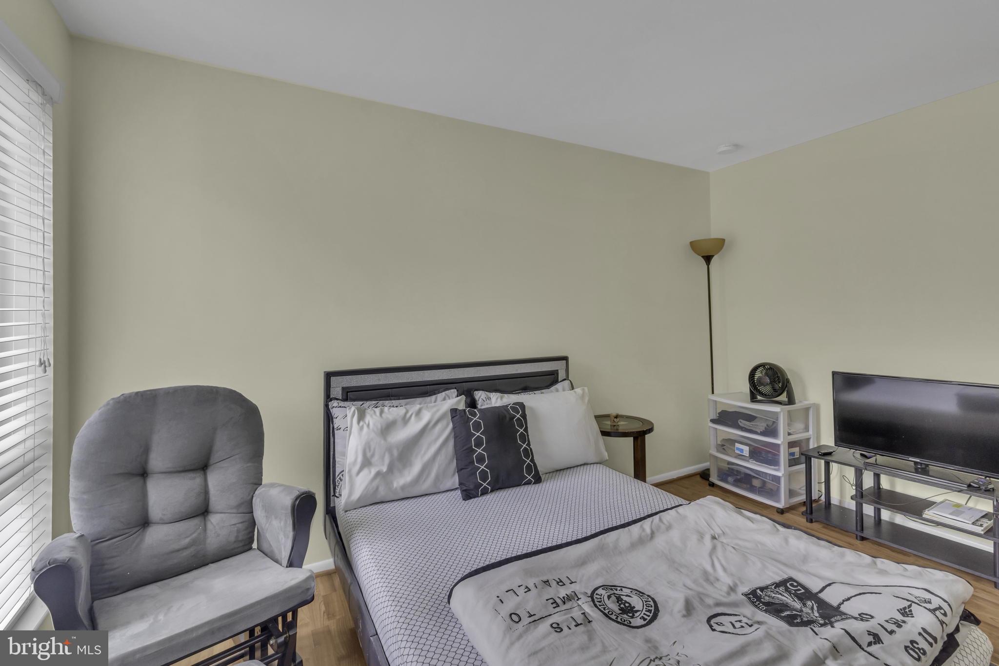 11232 Chestnut Grove SQUARE Unit: 335