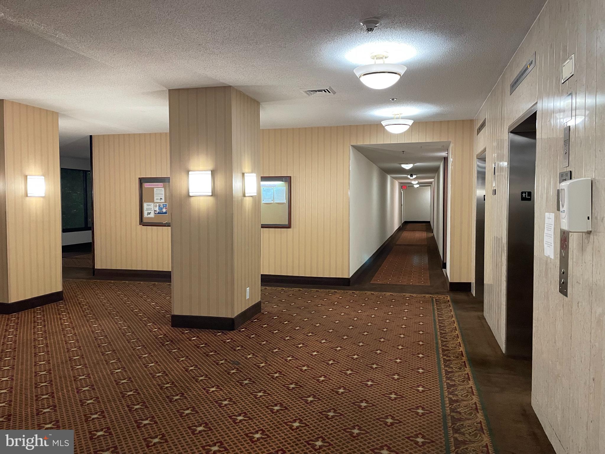 3709 E George Mason DRIVE Unit: 513 E