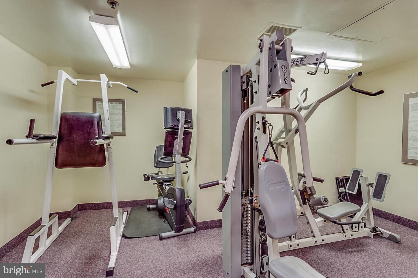 3709 E George Mason DRIVE Unit: 513 E