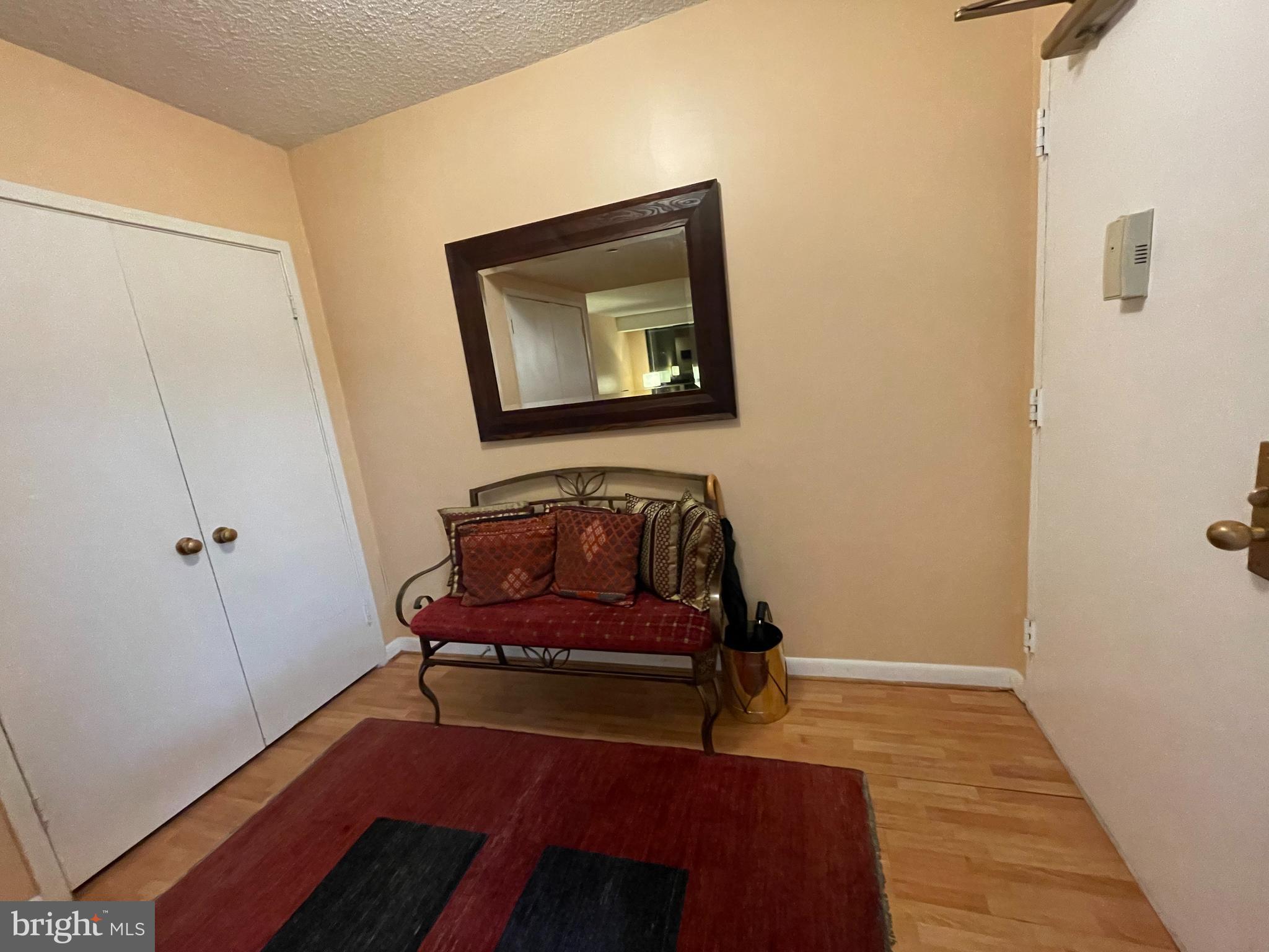 3709 E George Mason DRIVE Unit: 513 E