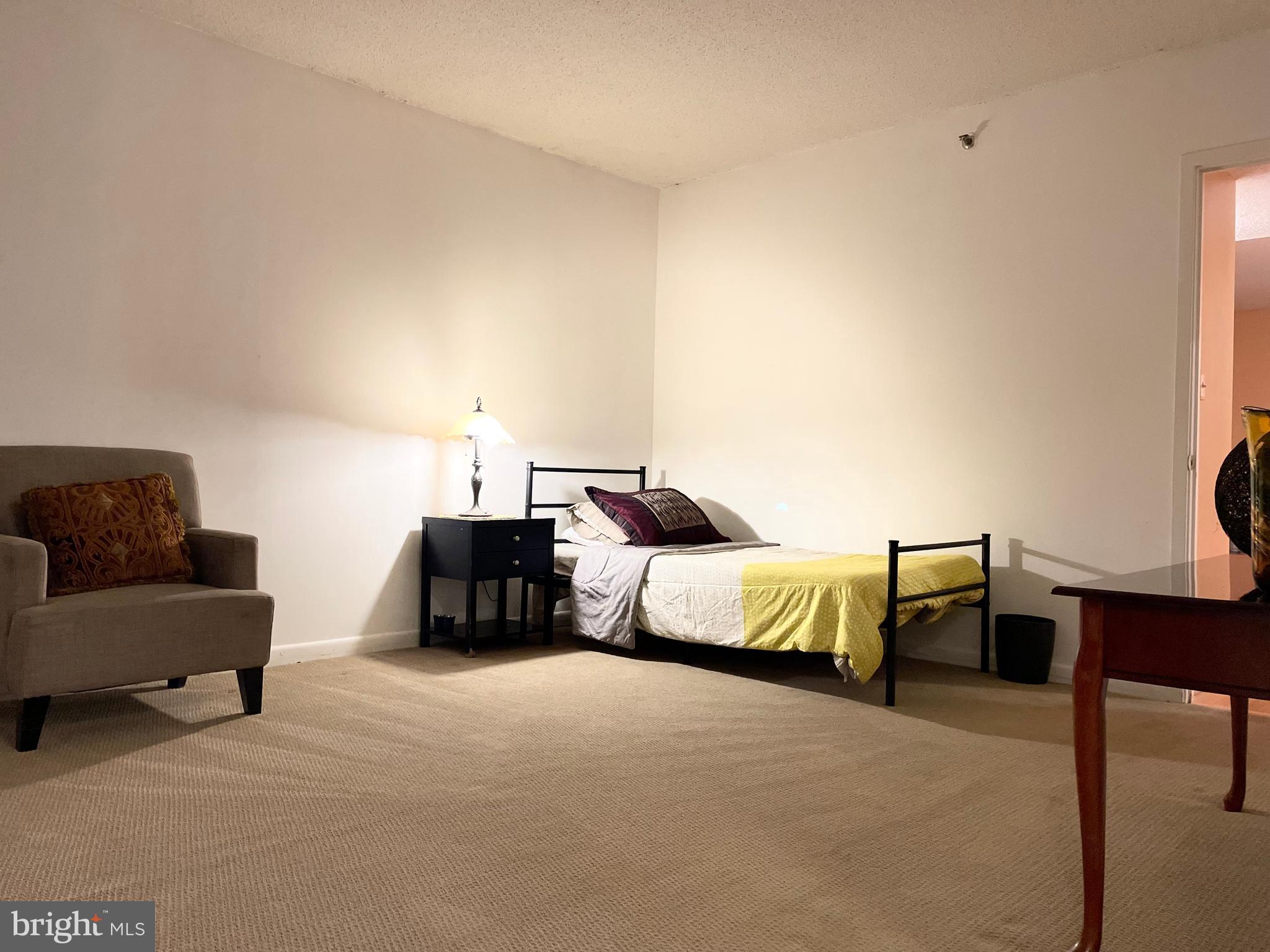3709 E George Mason DRIVE Unit: 513 E