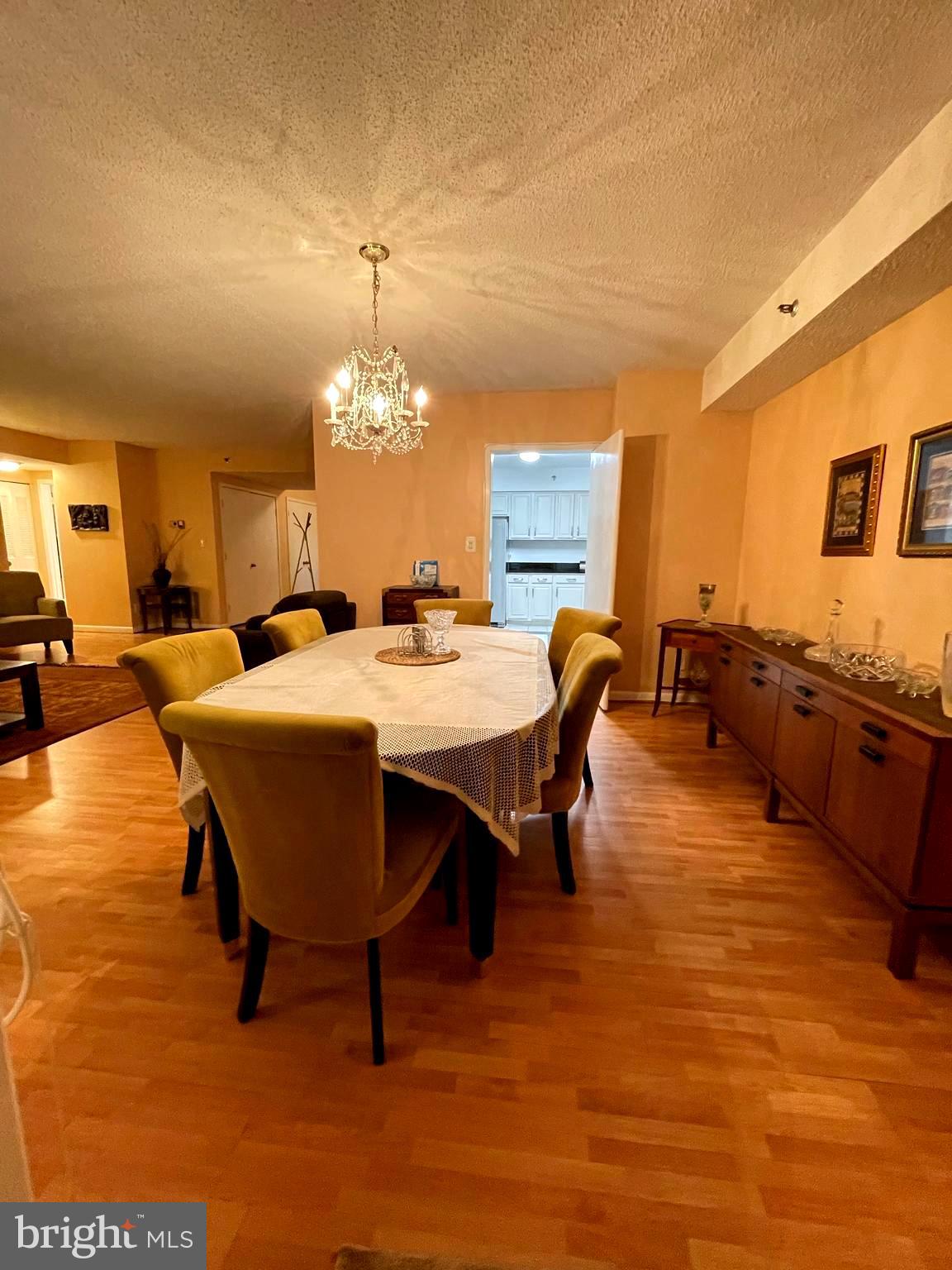 3709 E George Mason DRIVE Unit: 513 E