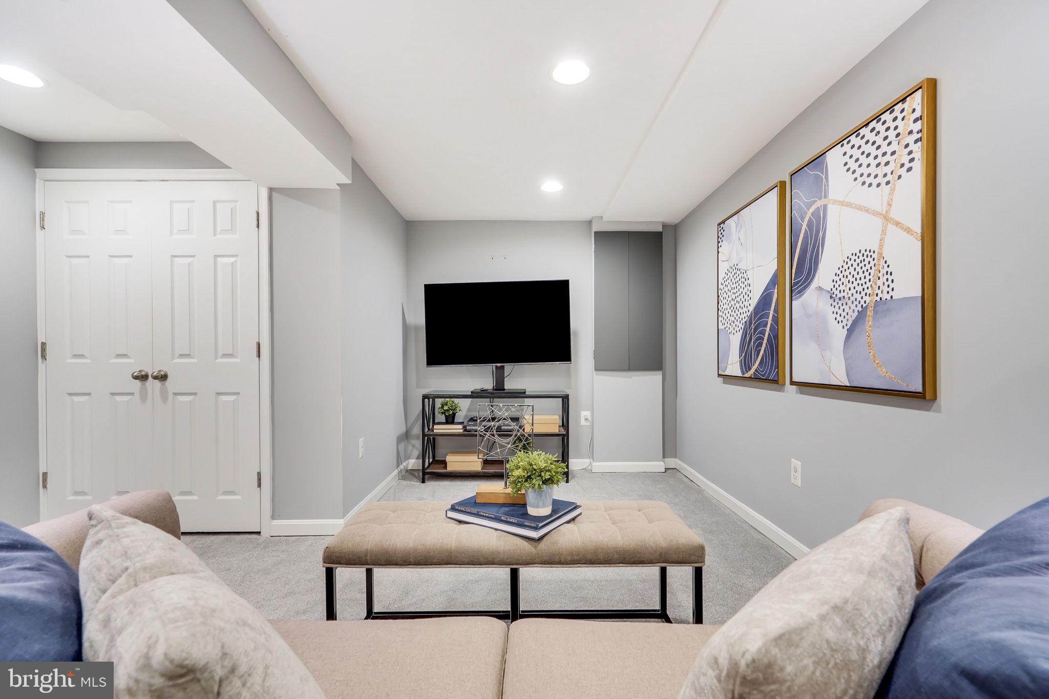 9607 Little Cobbler COURT