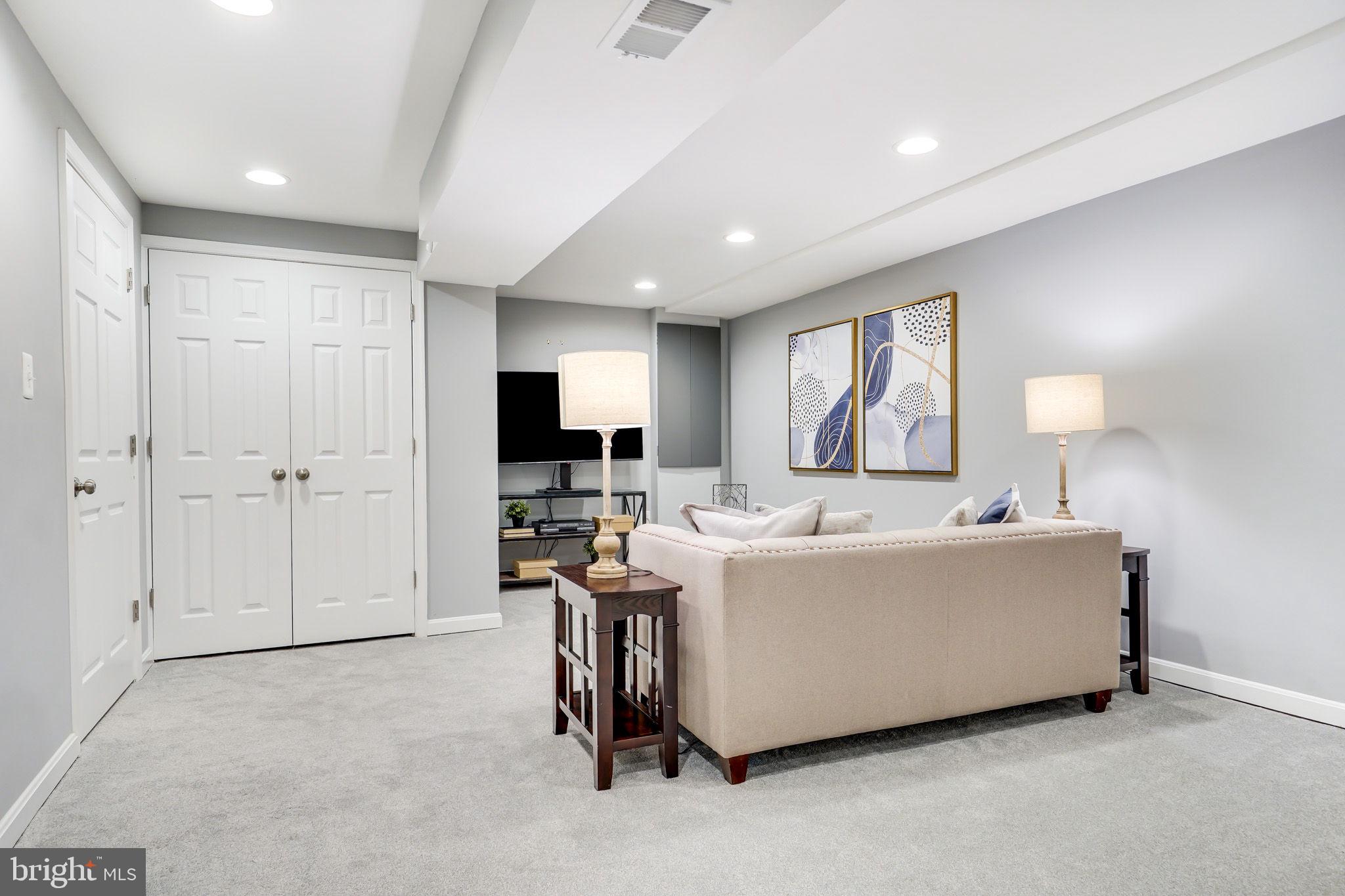 9607 Little Cobbler COURT