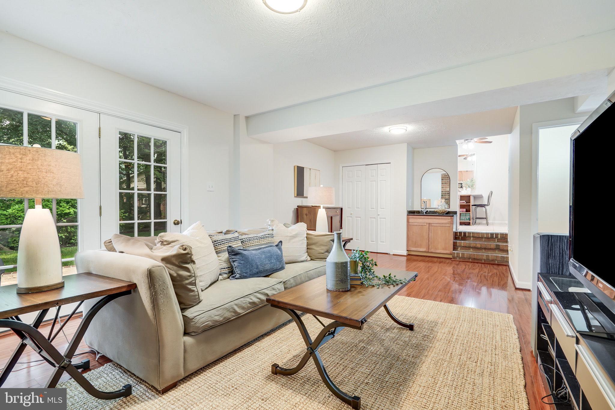 9607 Little Cobbler COURT