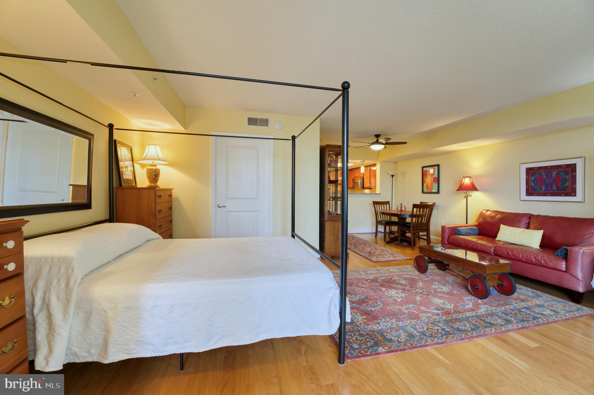 11800 Sunset Hills ROAD Unit: 727