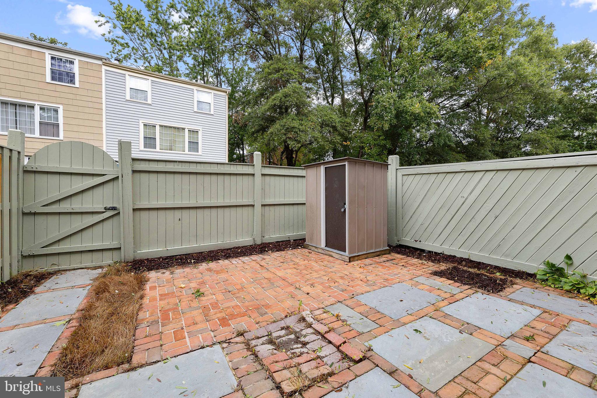 4418 Scarborough SQUARE