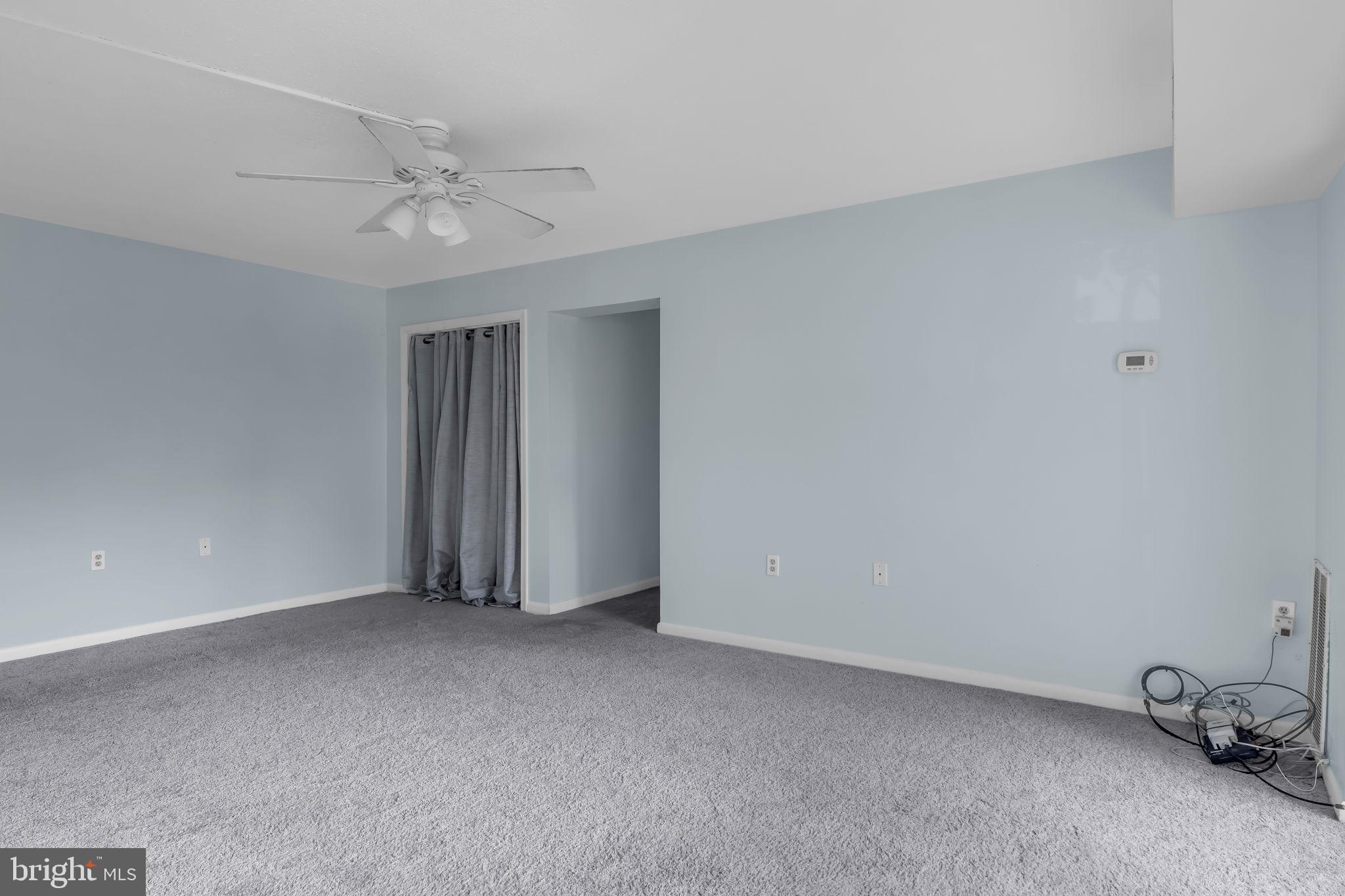 623 Center STREET Unit: T4