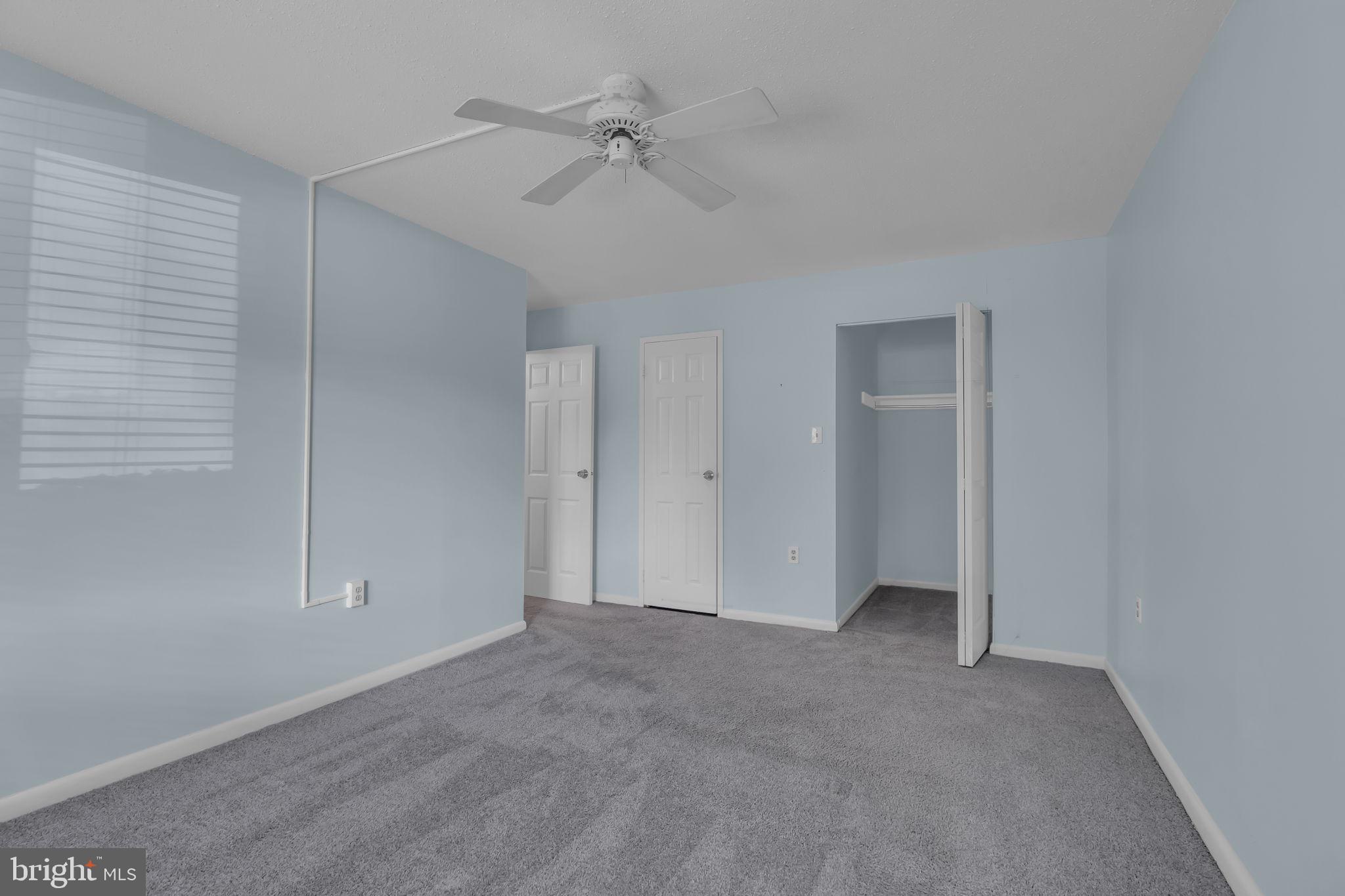 623 Center STREET Unit: T4