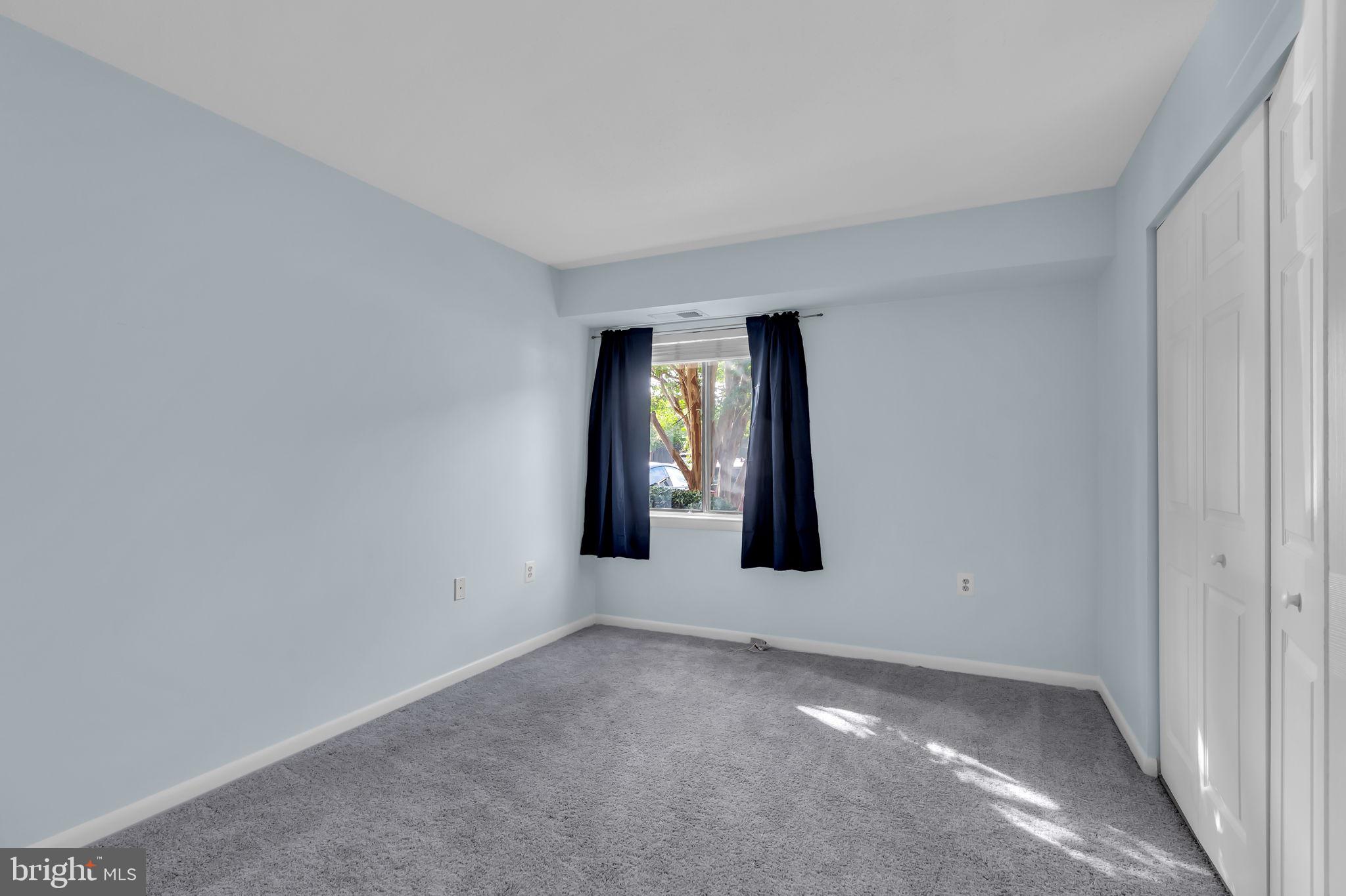 623 Center STREET Unit: T4