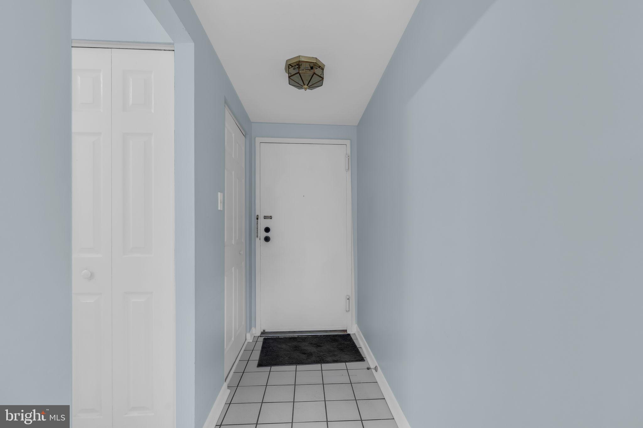 623 Center STREET Unit: T4