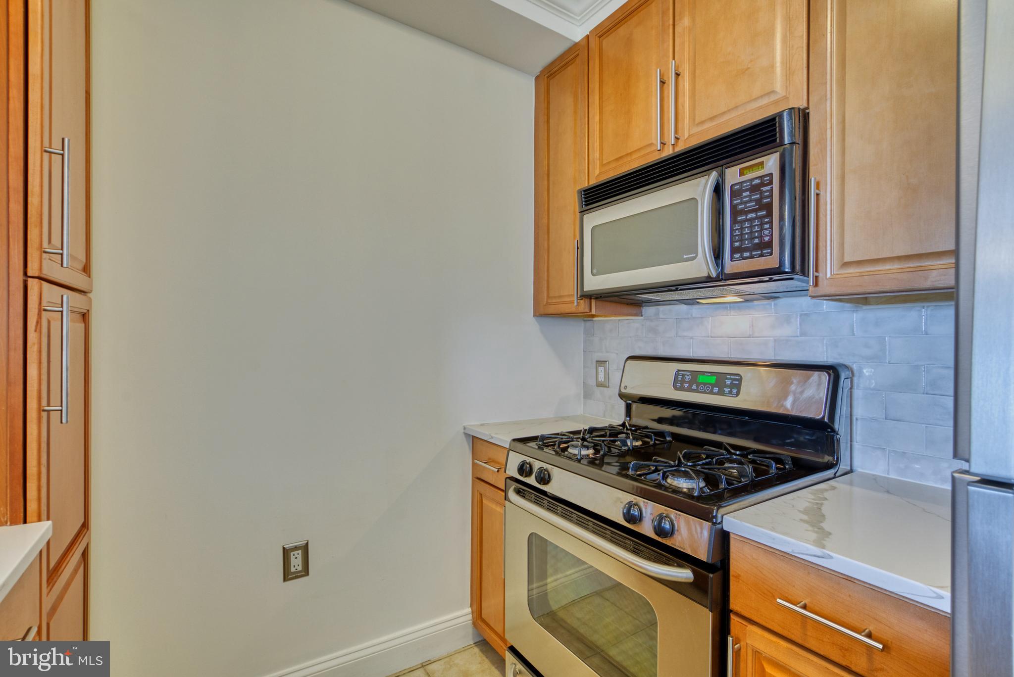11760 Sunrise Valley DRIVE Unit: 809